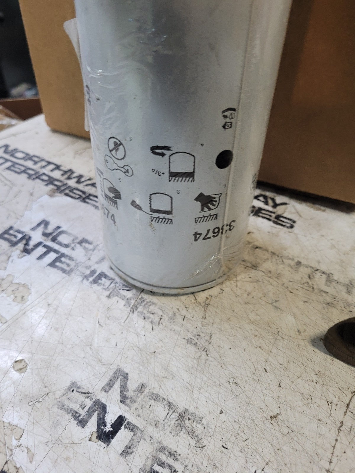 Wix 33674 Fuel Filter Replaces IH 3014300C1 Baldwin BK6269 Caterpillar 2W-2134