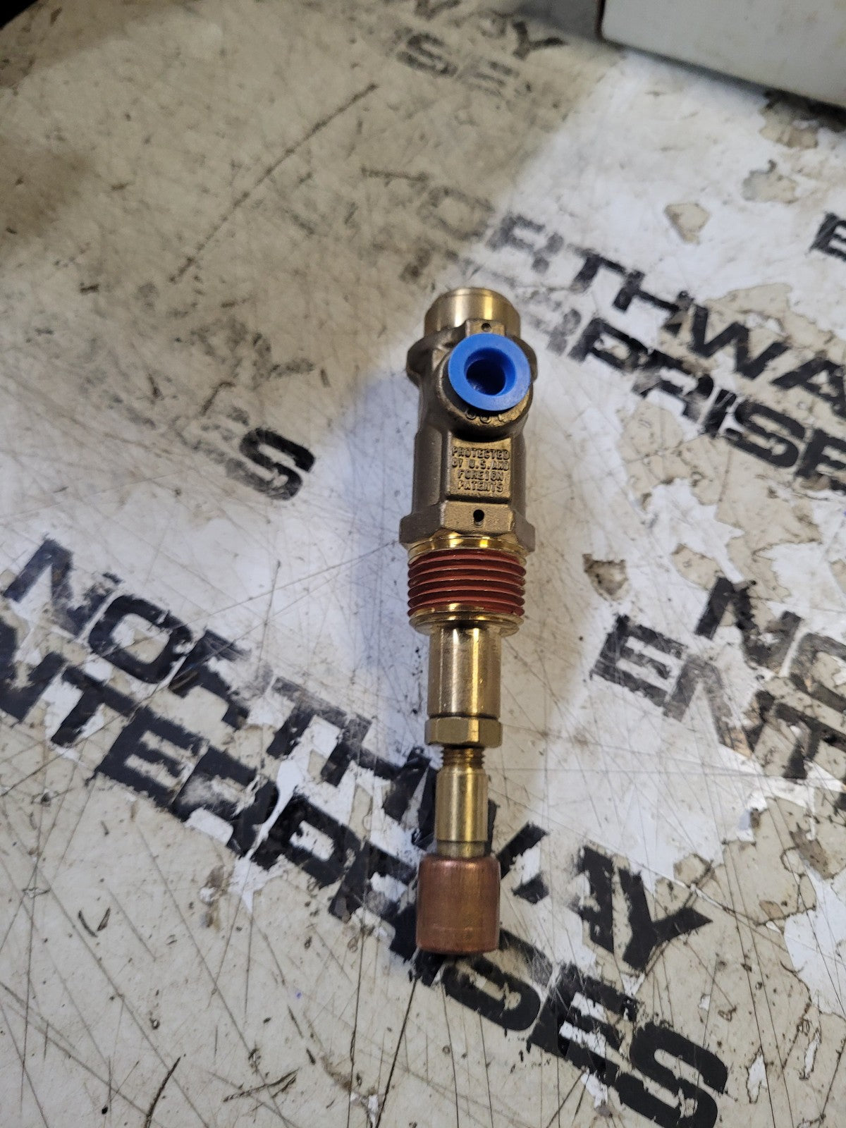 10473600031 Shutterstat Assembly, 195 Degree