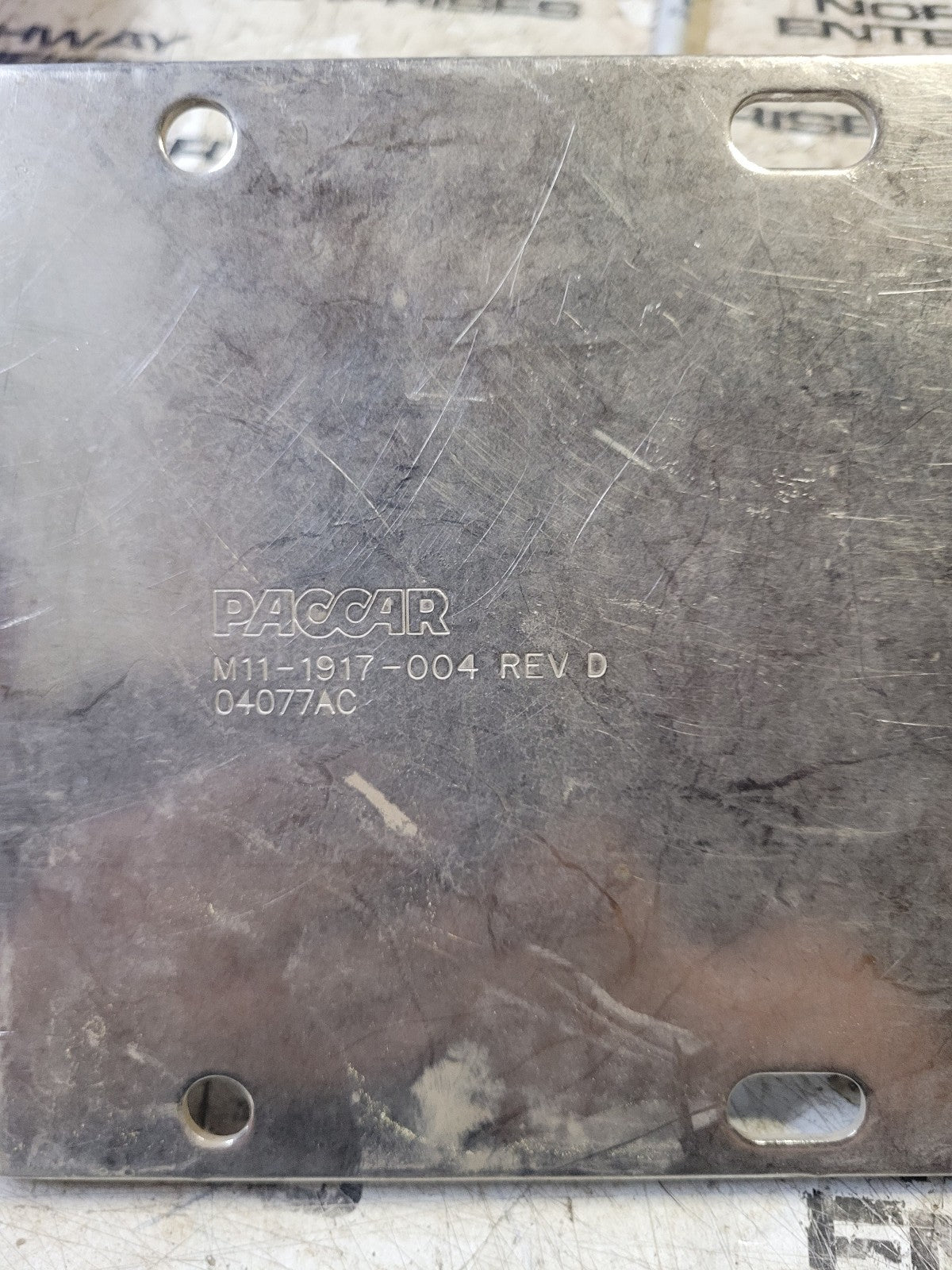 Peterbilt M11-1917-004 Exhaust Bracket