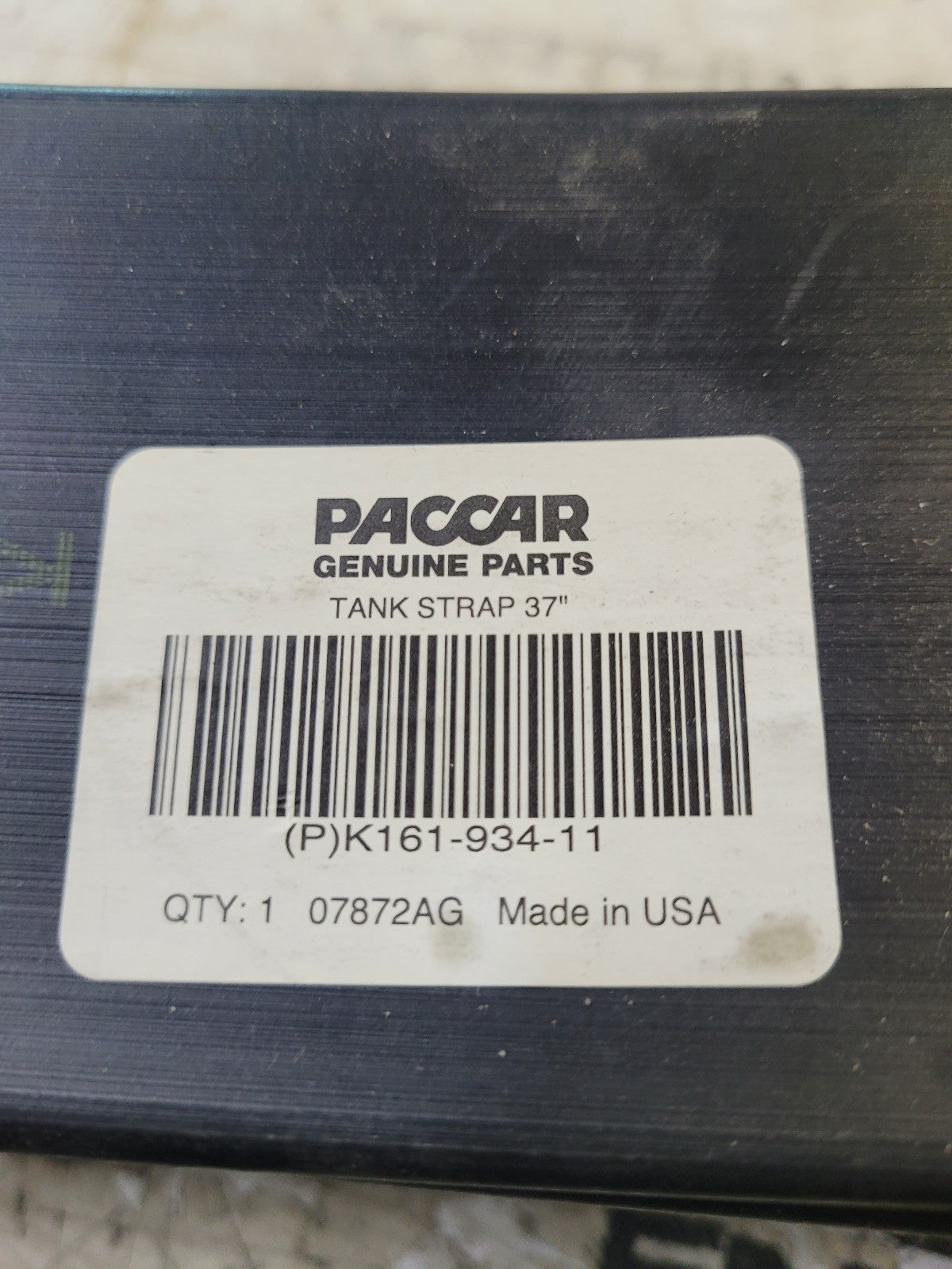 K161-934-11 PACCAR 37" FUEL TANK STRAP INSULATOR LINING