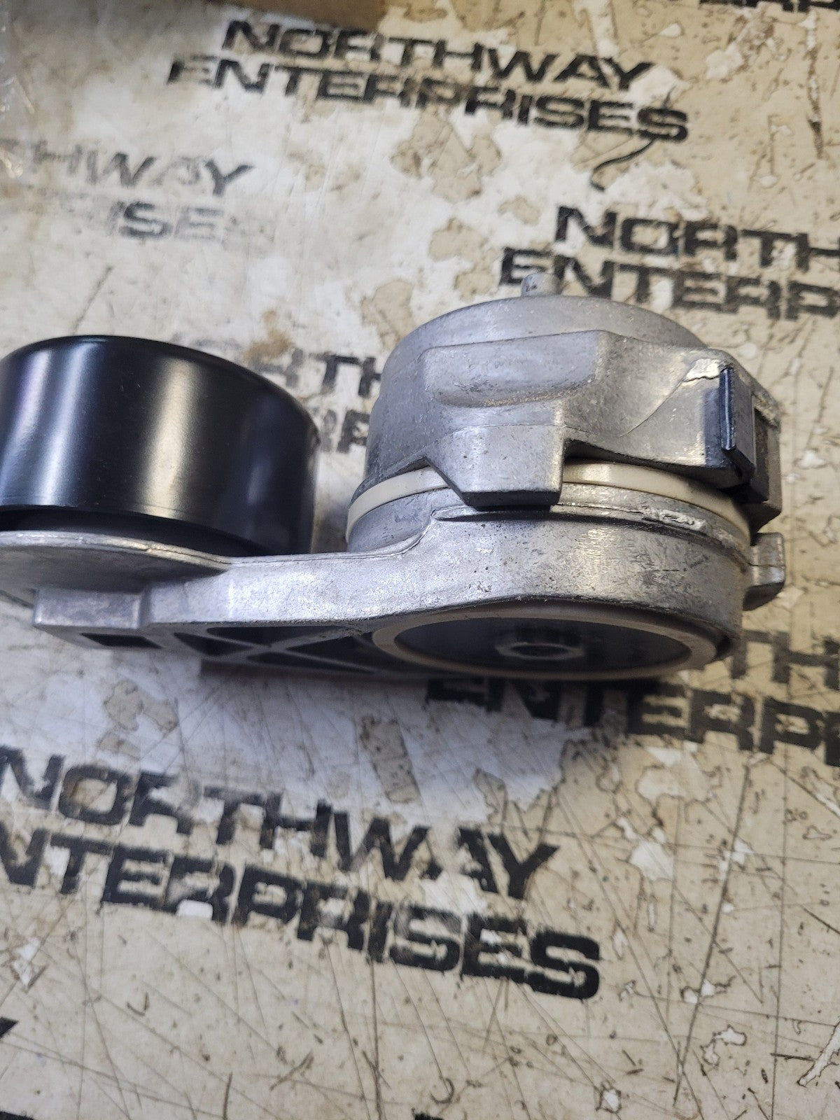GENUINE RE548027 JOHN DEERE BELT TENSIONER