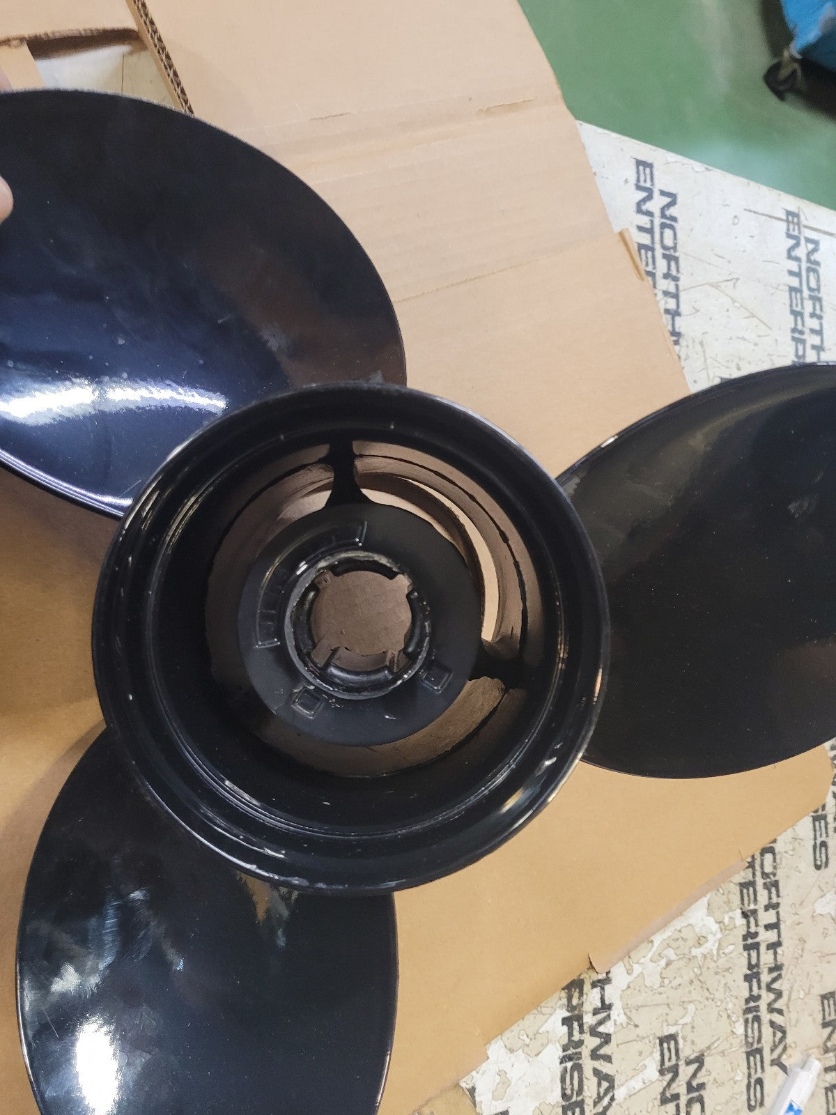 Mercury MerCruiser OEM Black Max Propeller 14.5x19 RH Prop, 48-832830A45
