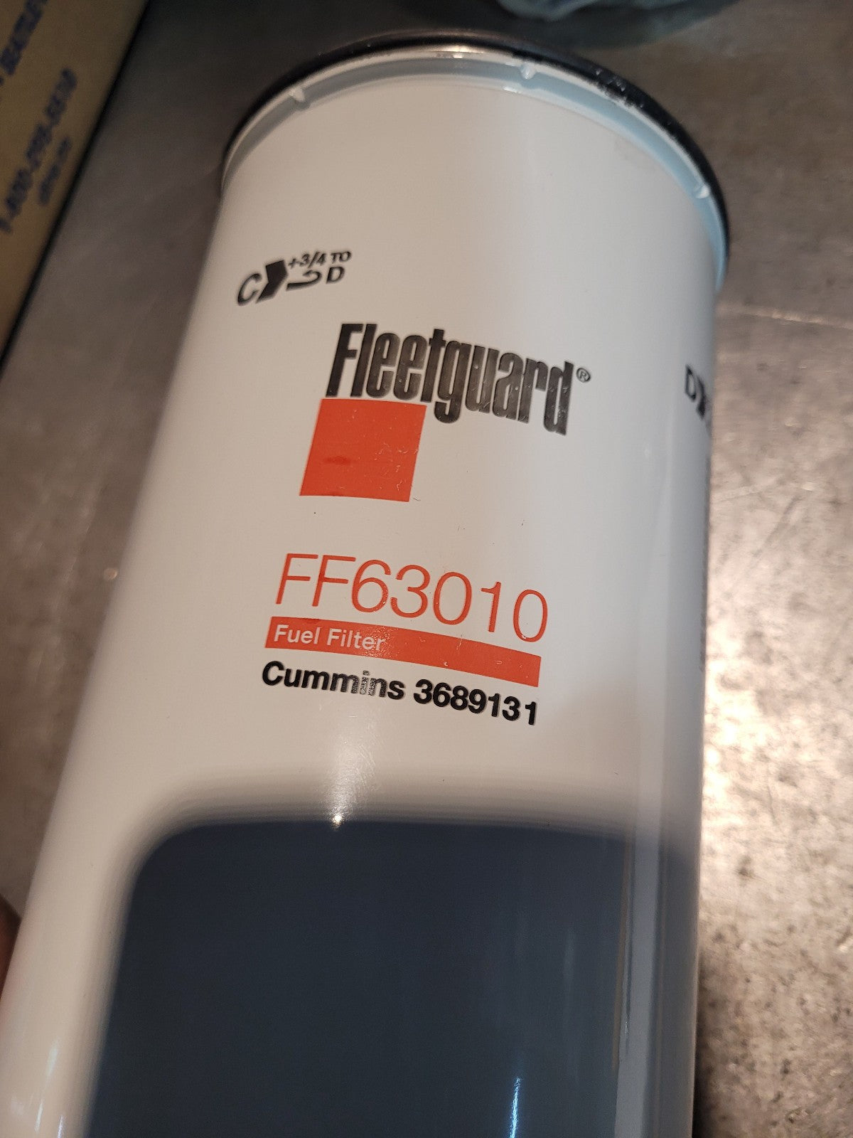 FF63010 FLEETGUARD FUEL FILTER 3689131