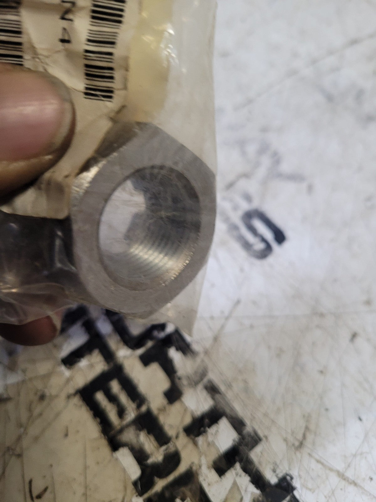Kenworth L14MN4 Nut-Ball Stud