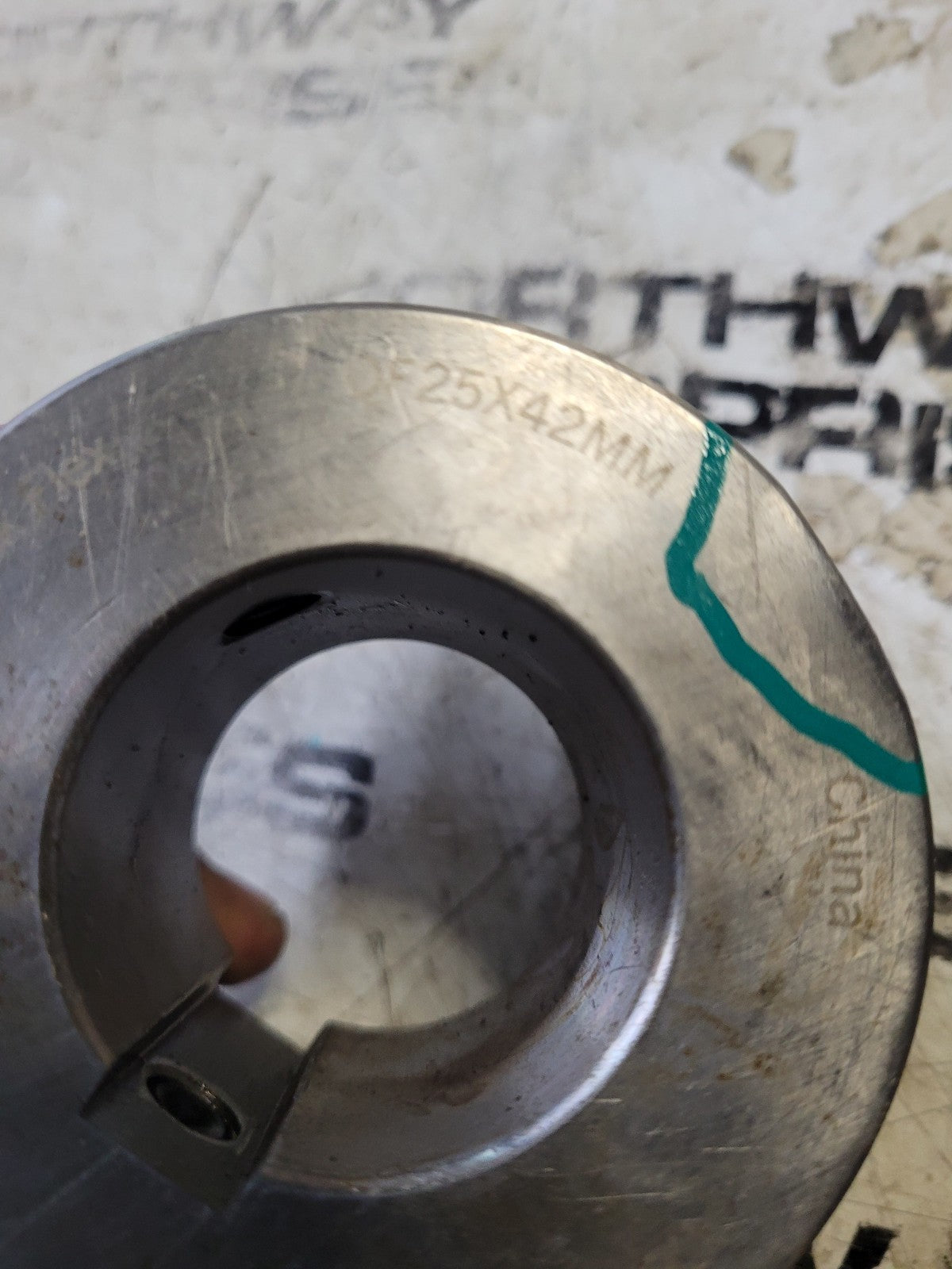 QF25X42MM Timken, QUICK FLEX® Coupling Hub ( HAS A SMALL DENT)