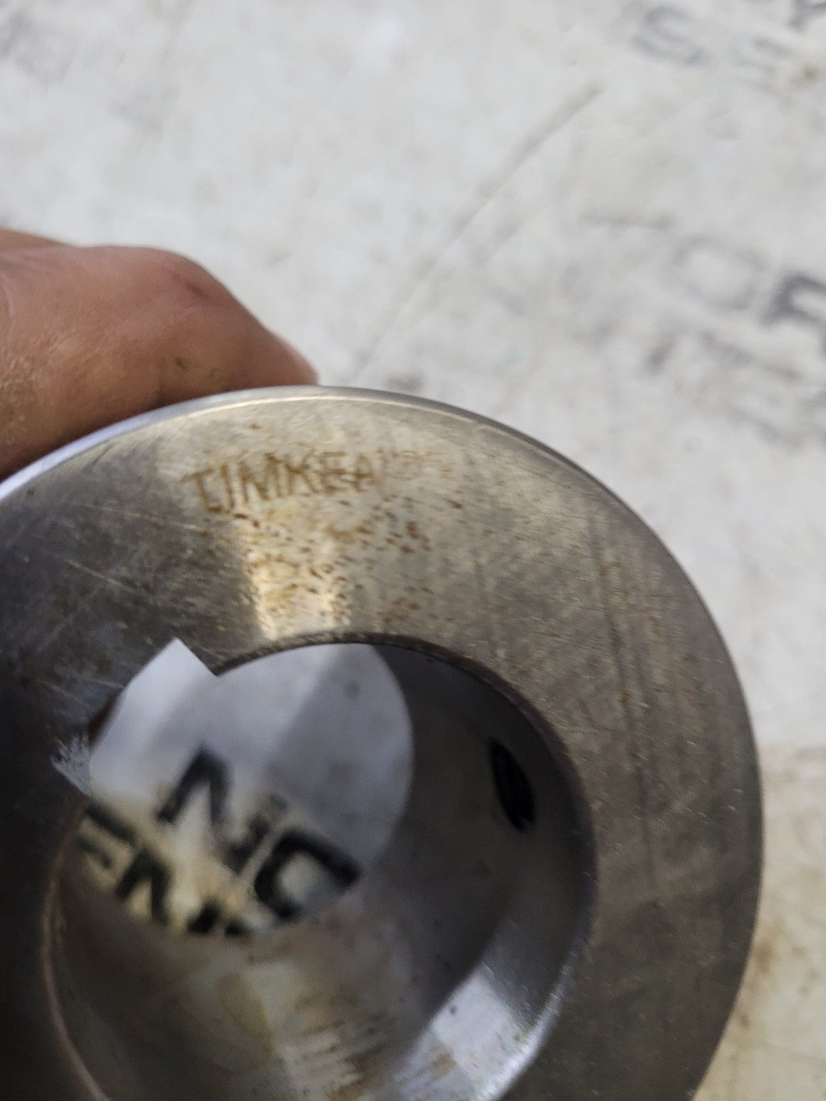 QF25X42MM Timken, QUICK FLEX® Coupling Hub ( HAS A SMALL DENT)