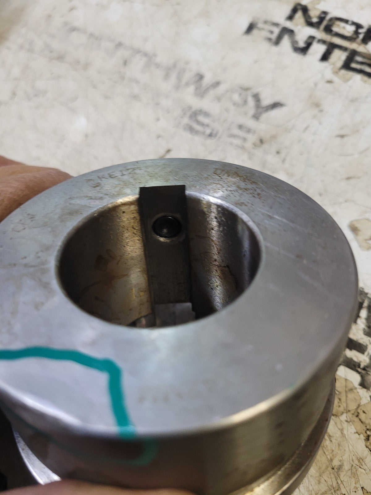 QF25X42MM Timken, QUICK FLEX® Coupling Hub ( HAS A SMALL DENT)