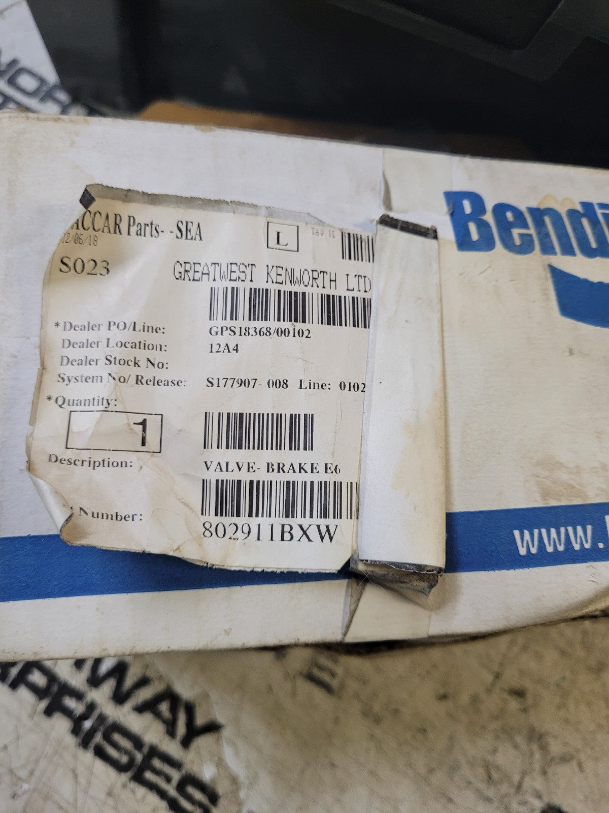 Genuine Bendix 802911BXW Bendix E-6® Series Dual Circuit Foot Brake Valve