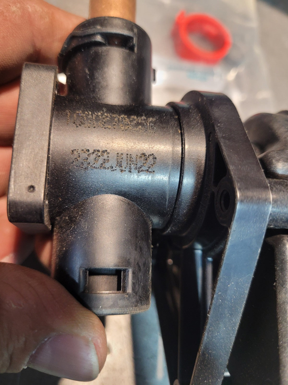 NEW PACCAR SR2000022 WATER VALVE