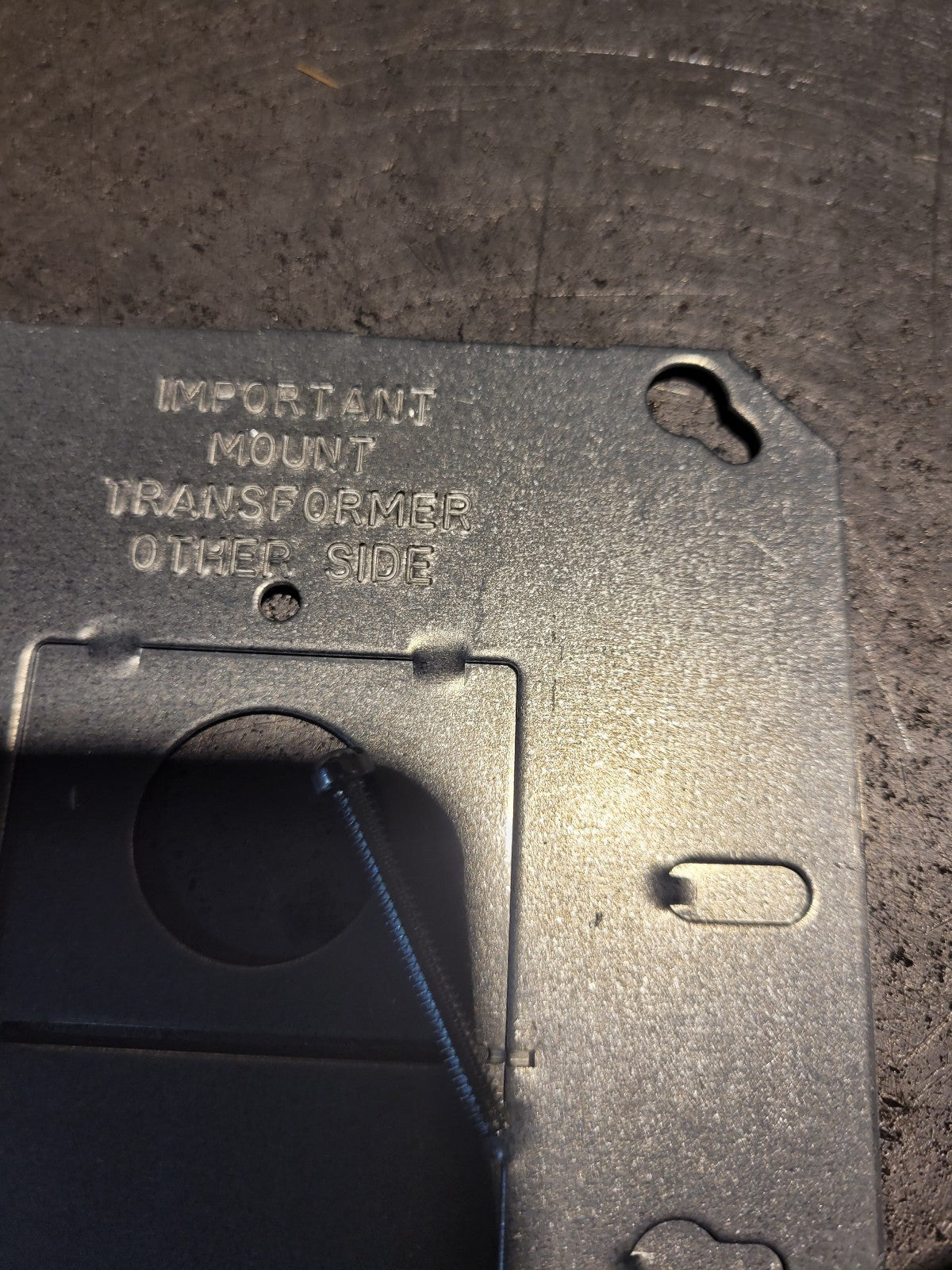 NEW AT72D1725 TRADELINE TRANSFORMER