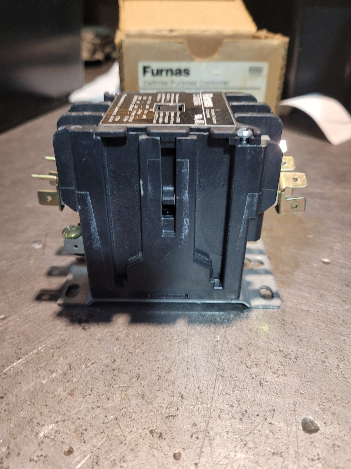 Furnas 42CF35AG Contactor, 3-Pole, 50A, Coil 190-220V 50Hz, 208-240V 60Hz