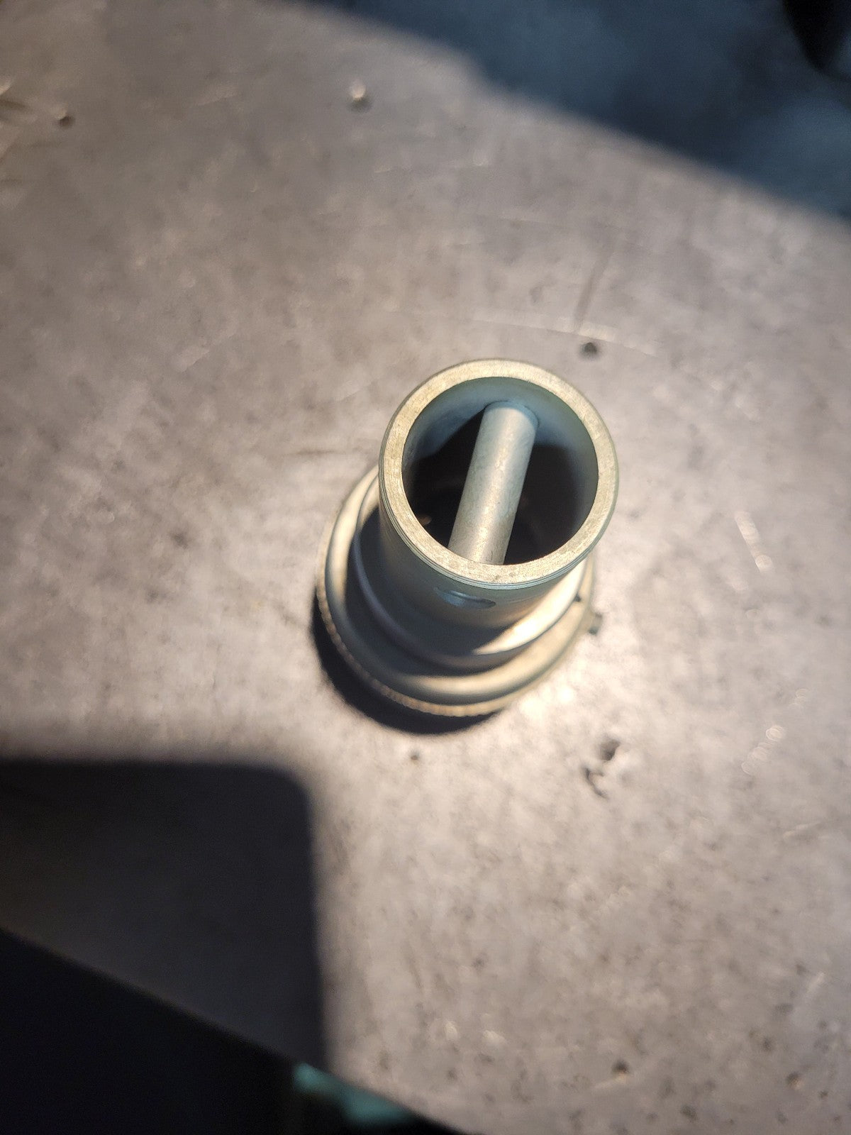 NEW OPEN BOX 97-81W-20-29S Amphenol Industrial FIT-51