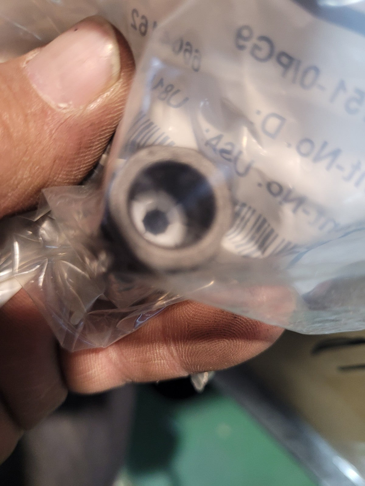 Turck BM 8151-0/PG9 Connector M12 Eurofast Female Straight 5 Wire 6-8mm Cable