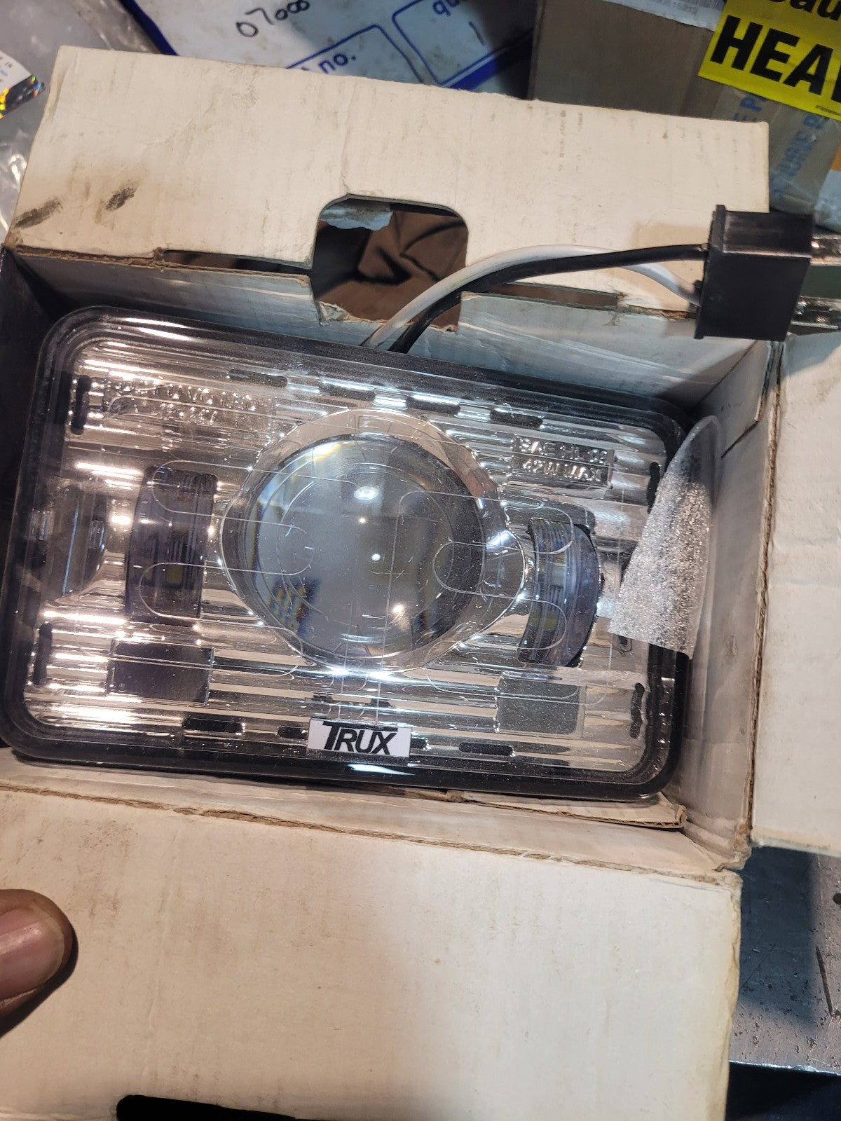 Trux Accessories TLED-H11 4" x 6" LED Projector Headlight - High Beam - Heated