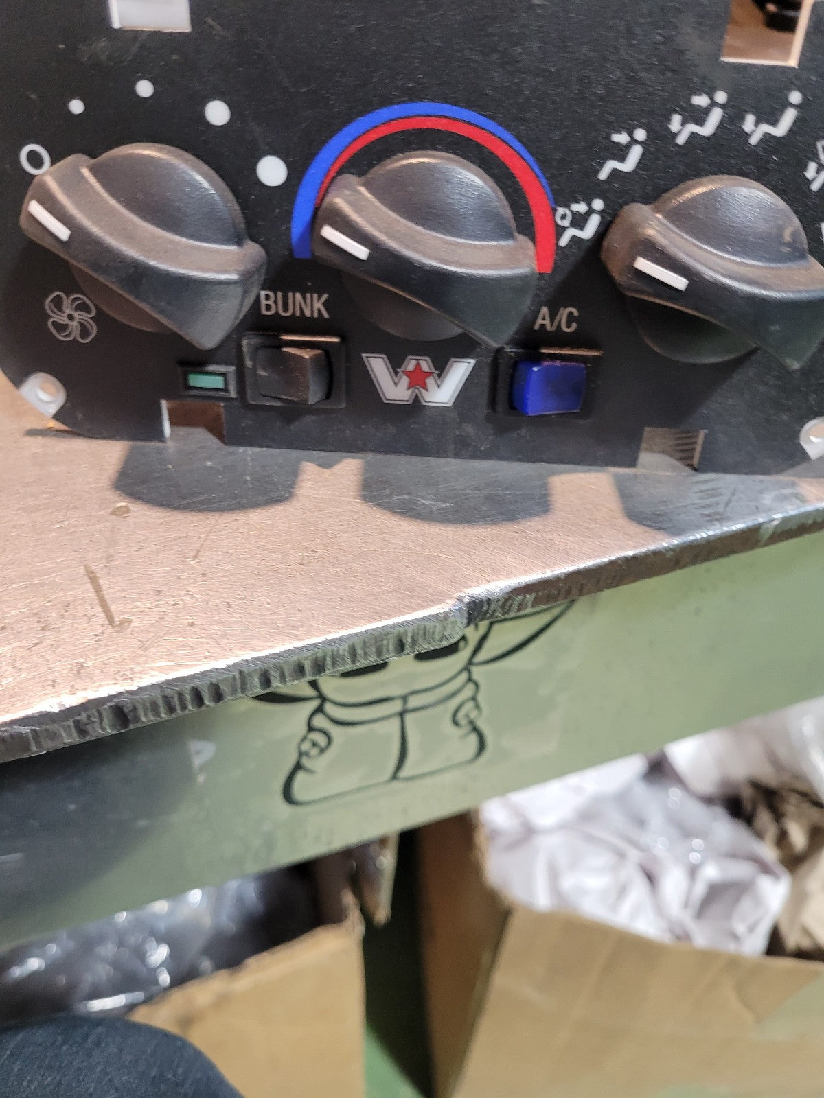 60303-3444 RedDot RD-3-9488--2P Heater Controls Western Star