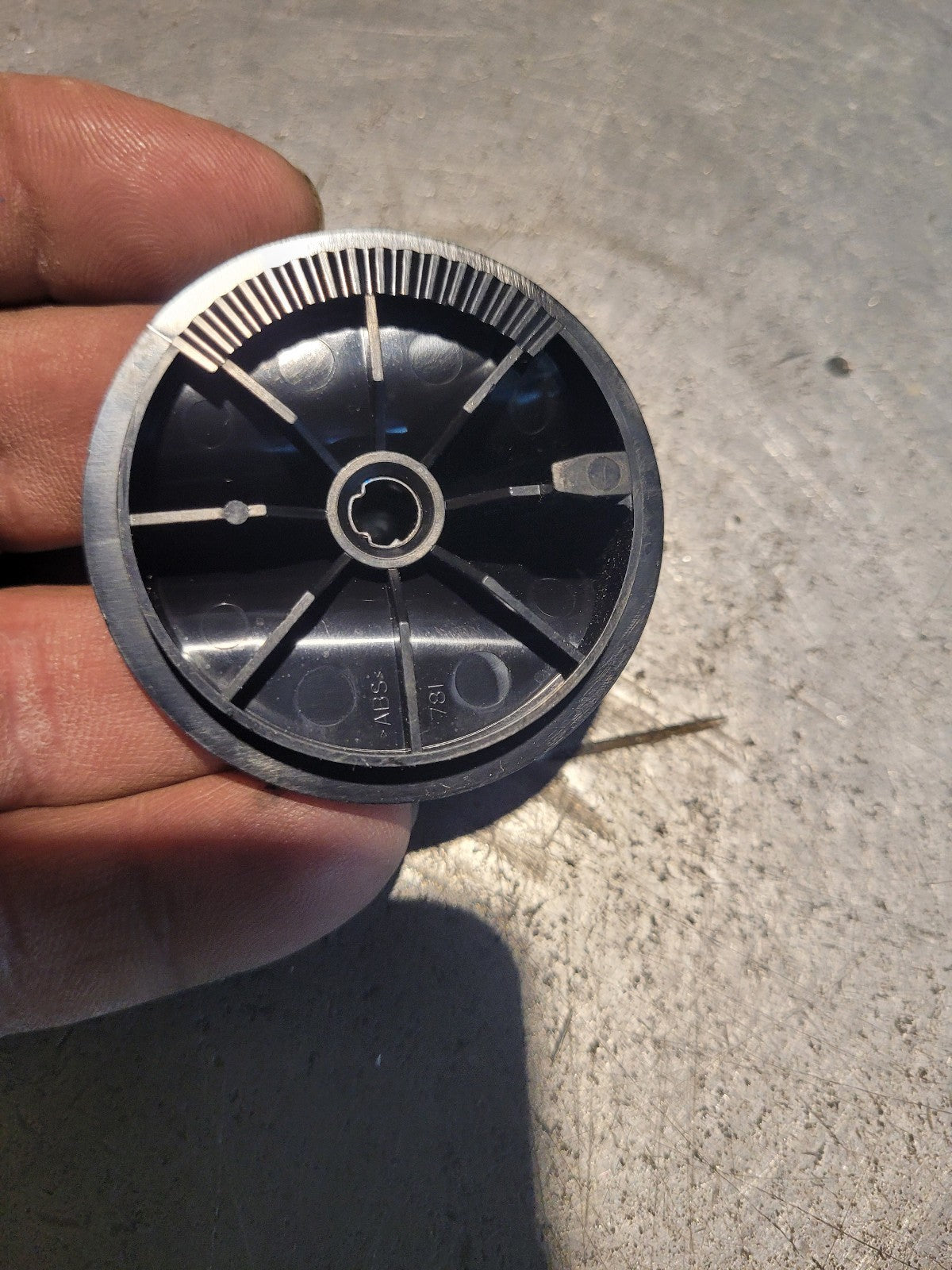 20Y-43-41781 KOMATSU KNOB