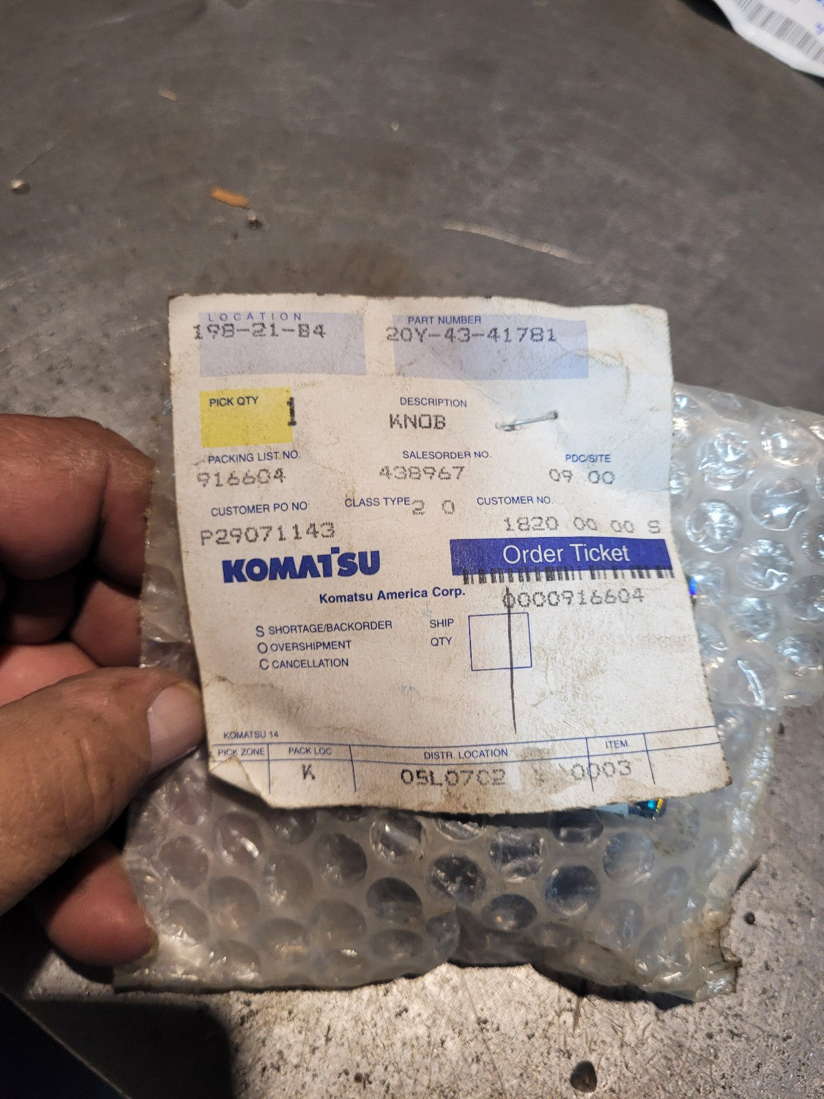 20Y-43-41781 KOMATSU KNOB