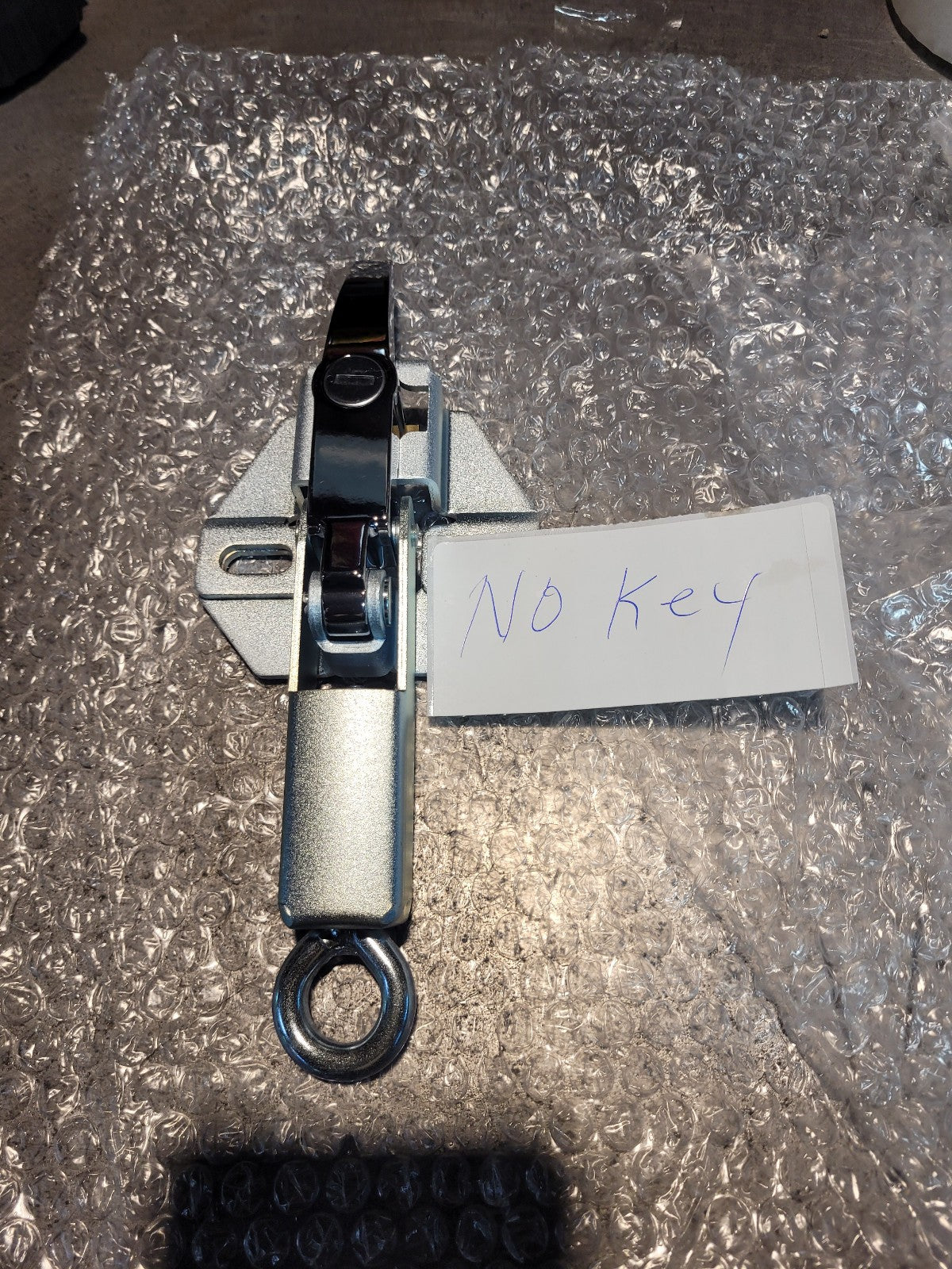 207-54-43833 KOMATSU DOOR CATCHER