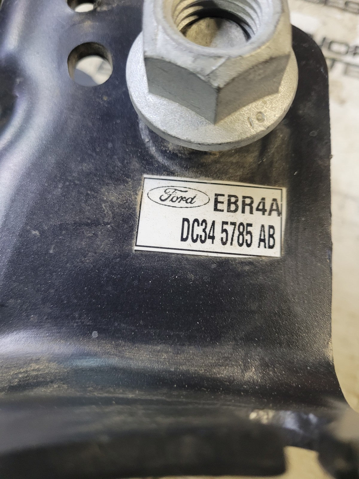 DC3Z-5775-R DC34-5785-AB FORD LEAF SPRING HANGER