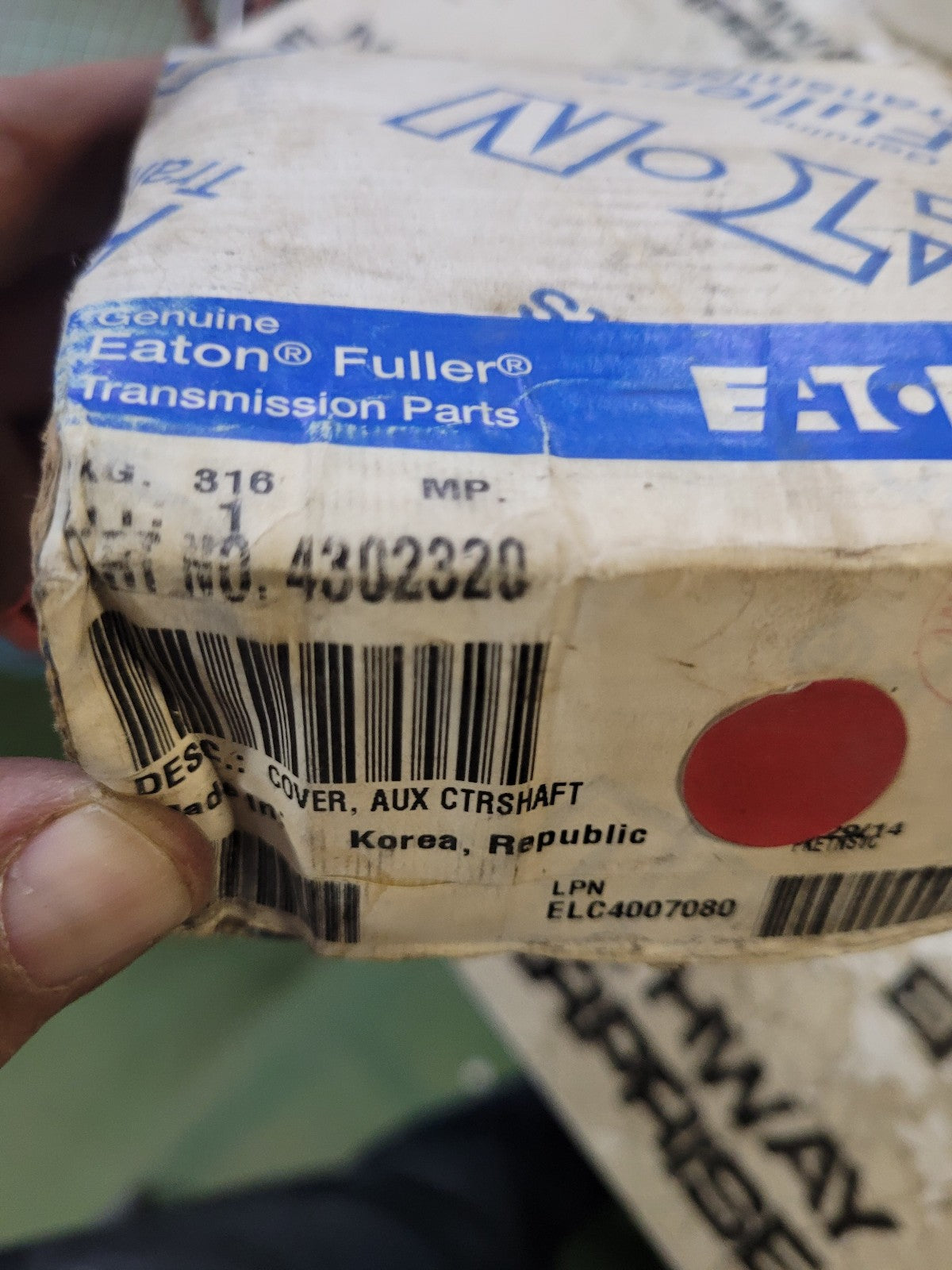 4302320 EATON COVER, BEARING, AUXILIARY COUNTER SHAFT