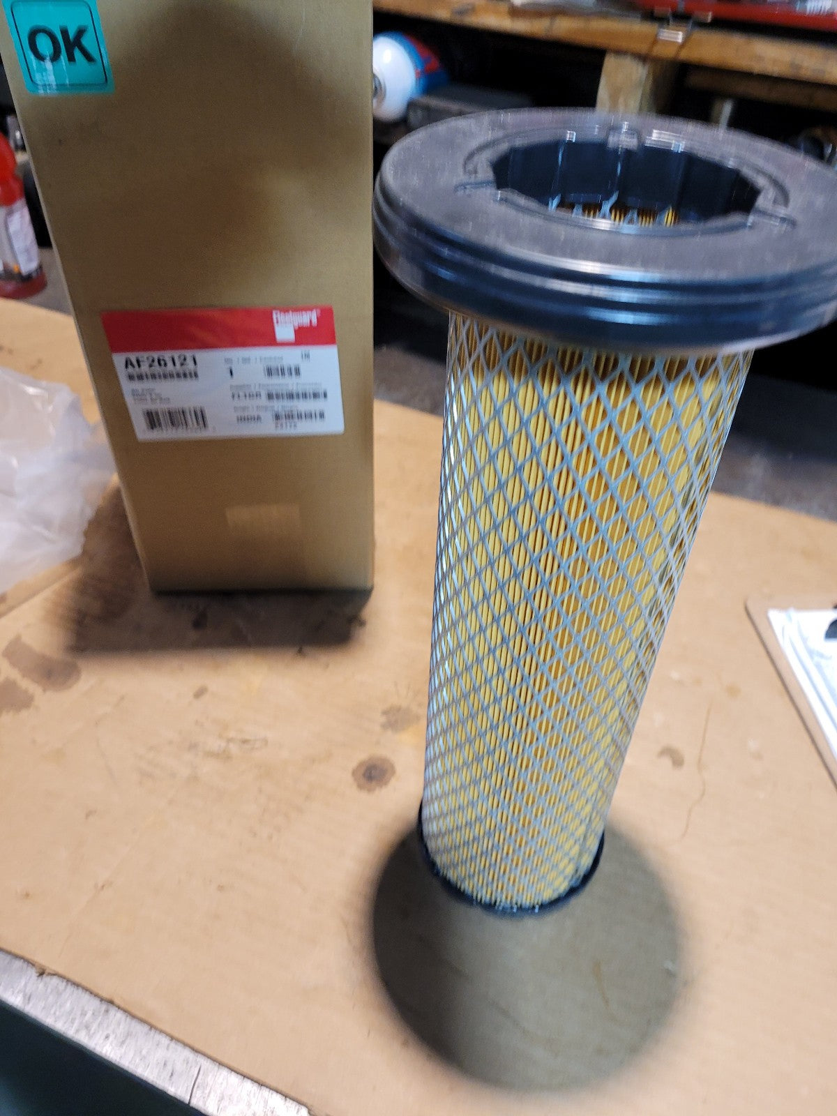 AF26121 FLEETGUARD AIR FILTER CROSS RS5750 SA16514