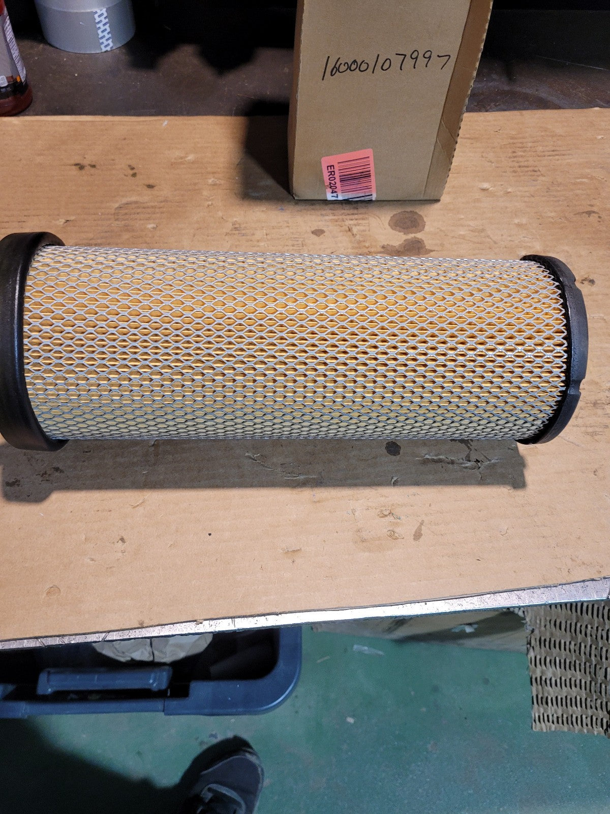 AF25360 FLEETGUARD AIR FILTER CROSS RS3722 RE51630 P538456