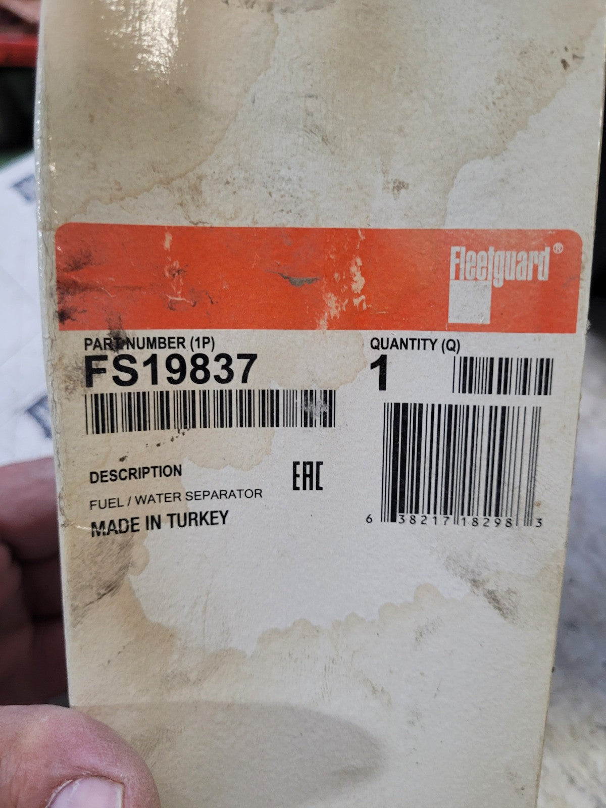 FS19837 FLEETGUARD FUEL FILTER