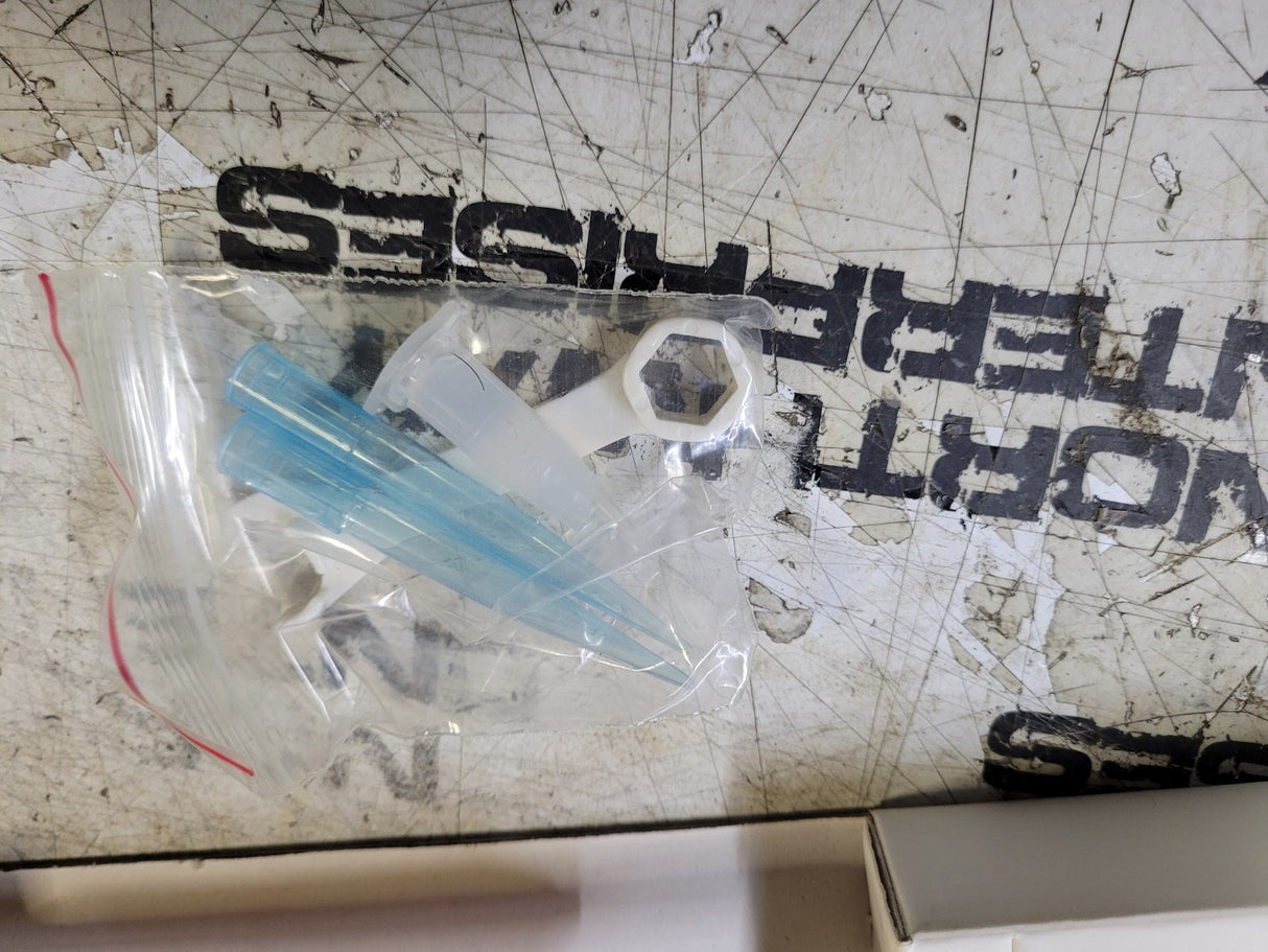 Accumax MicroPipette 100-1000ul VA-600