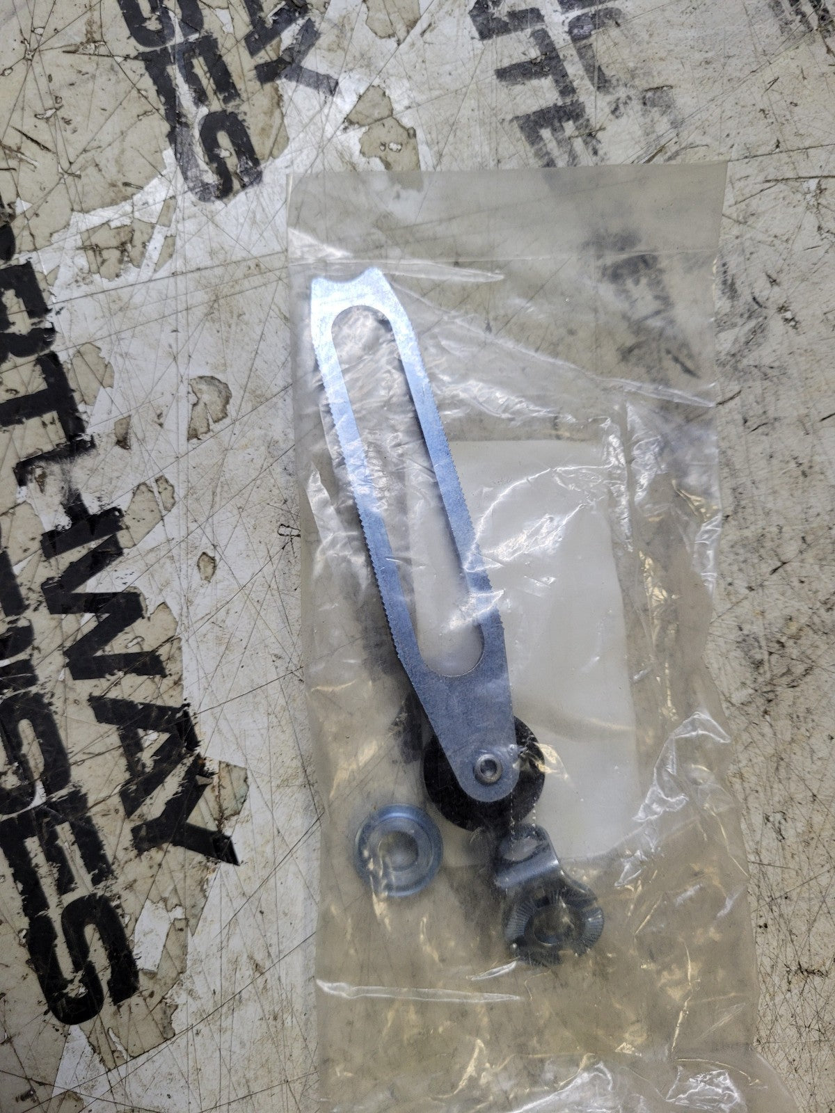 13PC - TELEMECANIQUE SENSORS ZCKY41 Roller Lever Arm