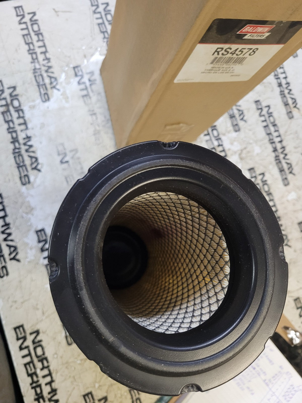NEW RS4578 BALDWIN AIR FILTER