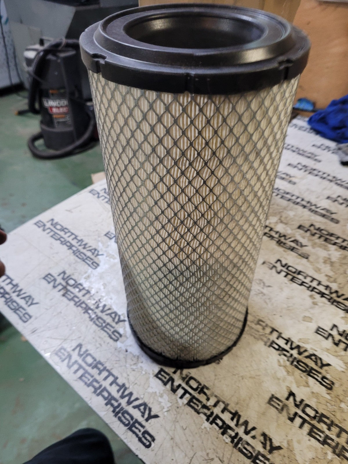 NEW R53544 BALDWIN AIR FILTER