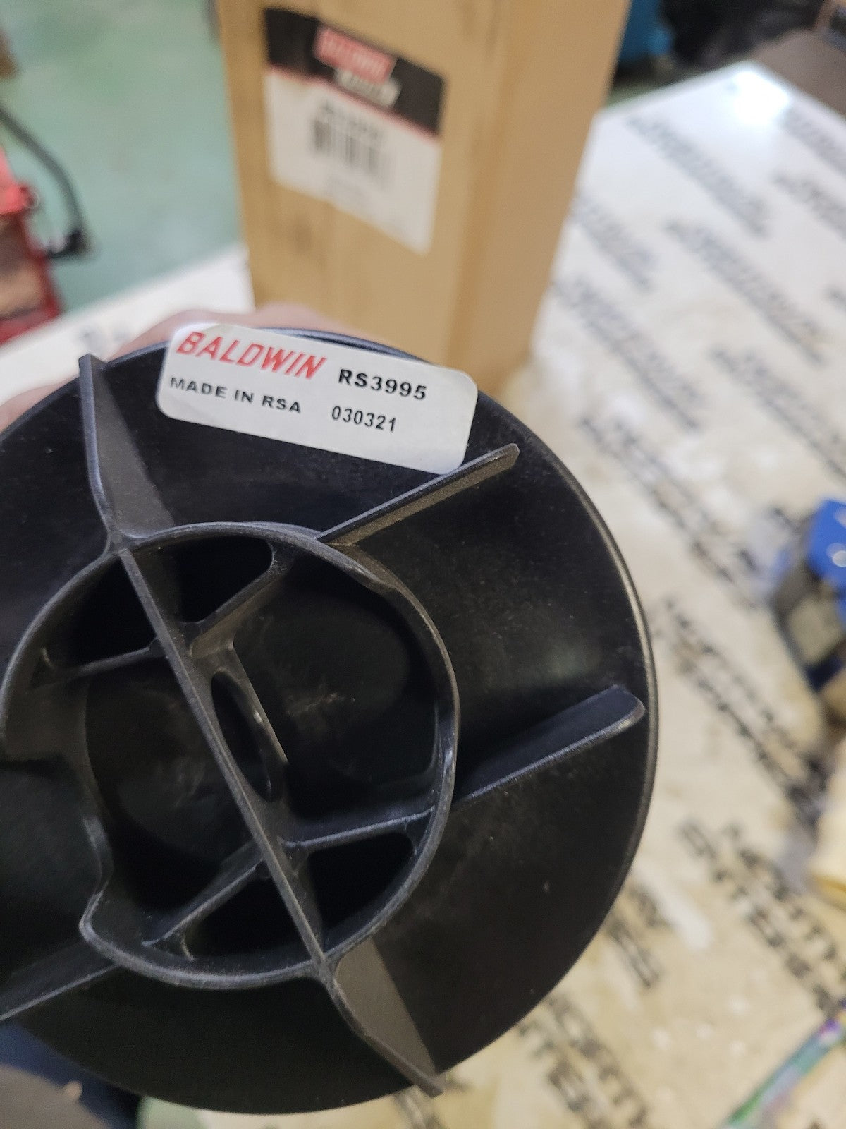 NEW R53995 BALDWIN AIR FILTER