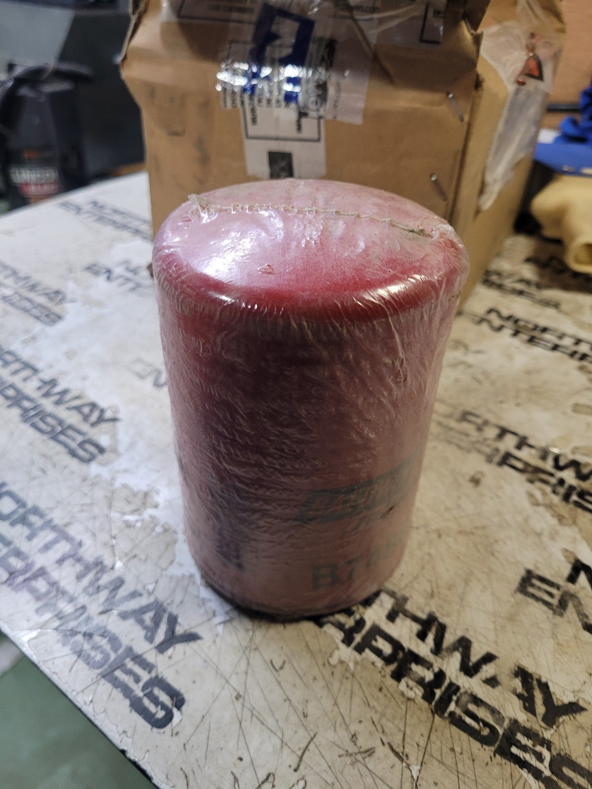 NEW B7486 BALDWIN OIL FILTER