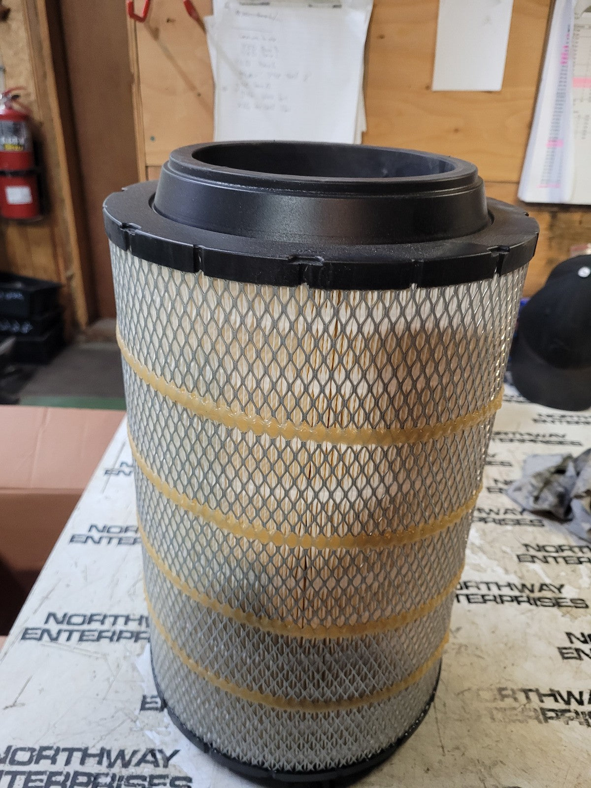 NEW RS5537 BALDWIN AIR FILTER