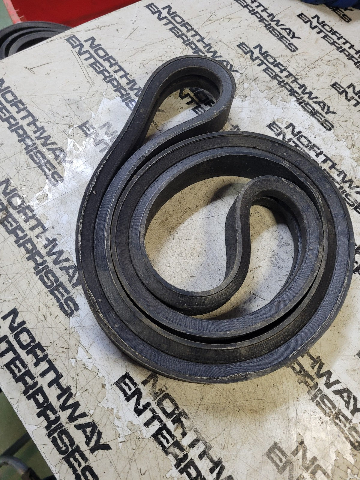 NEW RB95-2 V BELT 2 RIBS 21/32 in Top Width, 2 Strand, 98 in OD