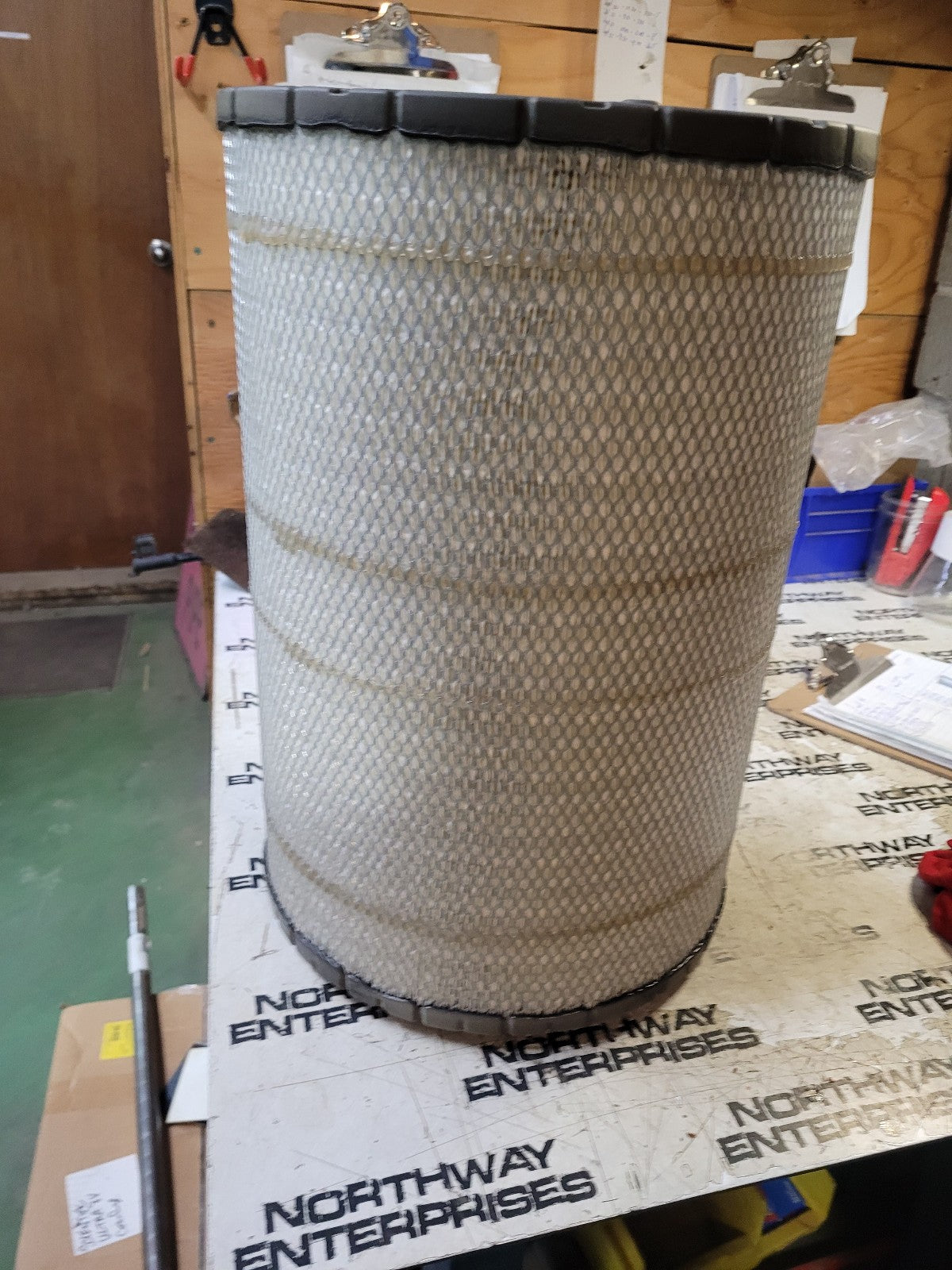 AF25333 FLEETGUARD AIR FILTER CROSS RS3727 P776745 SA17130 F026400083