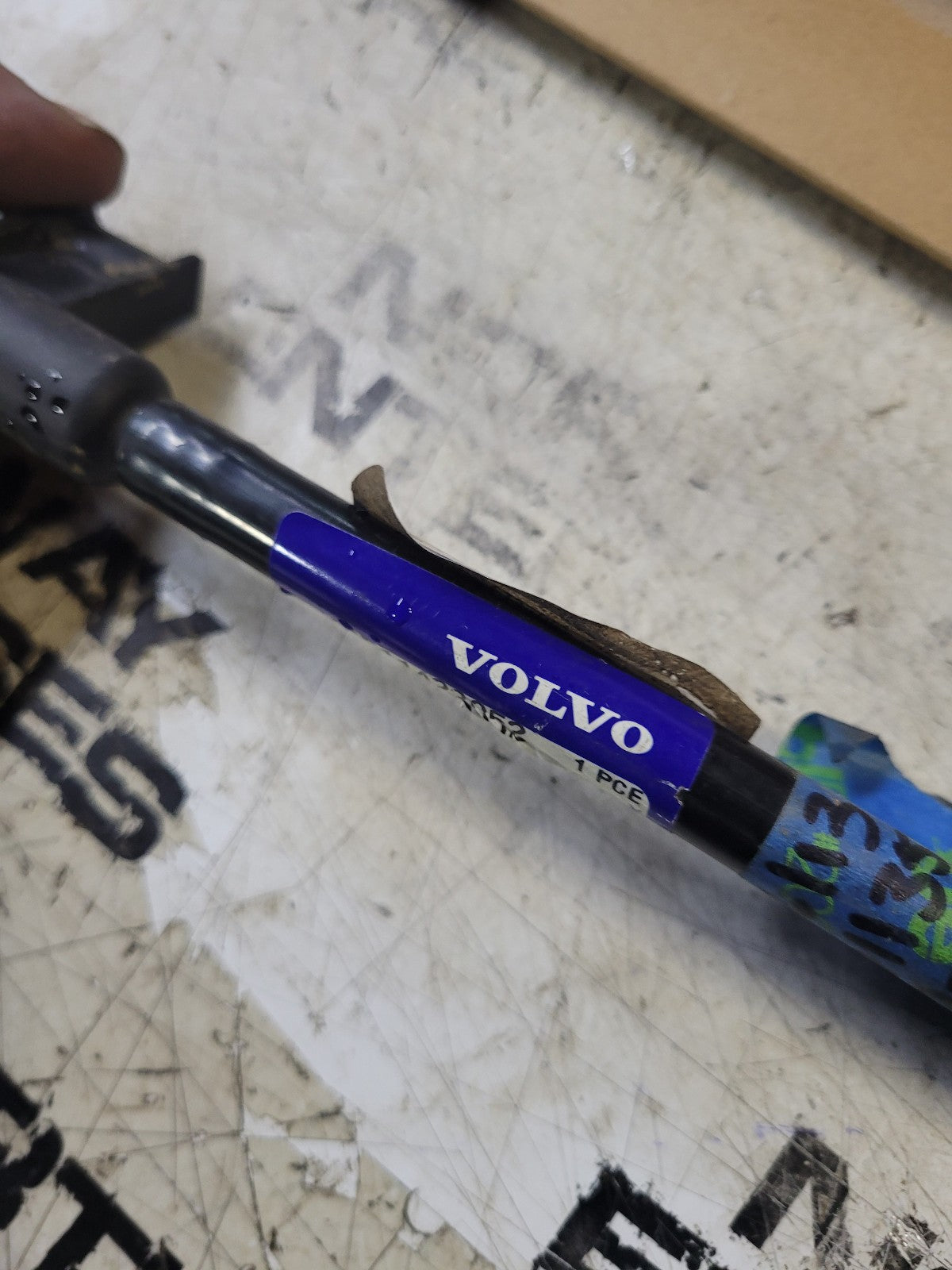 VOE11423052 VOLVO TUBE 11423052