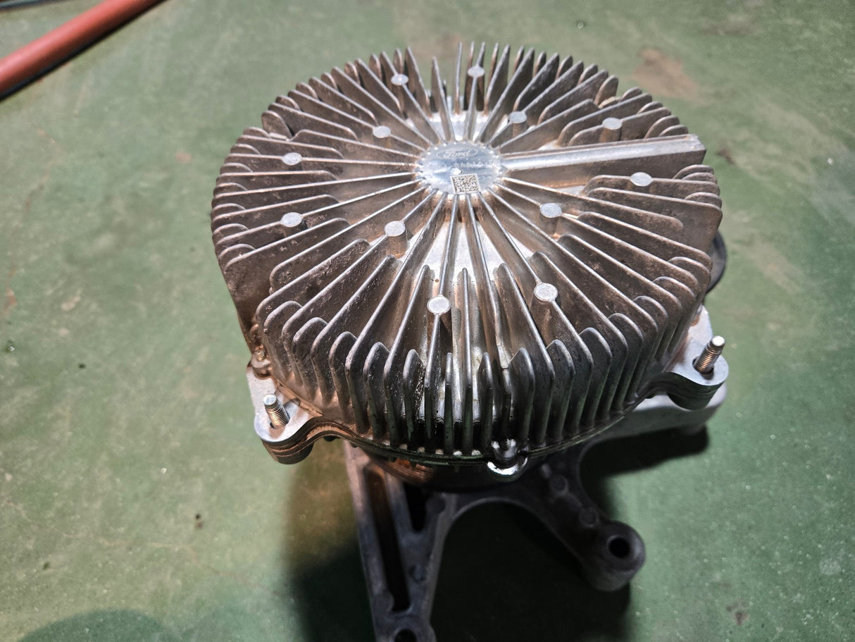 2020 FORD POWERSTROKE 6.7L FAN CLUTCH FAN HUB PULLEY LC34-8A616-EB