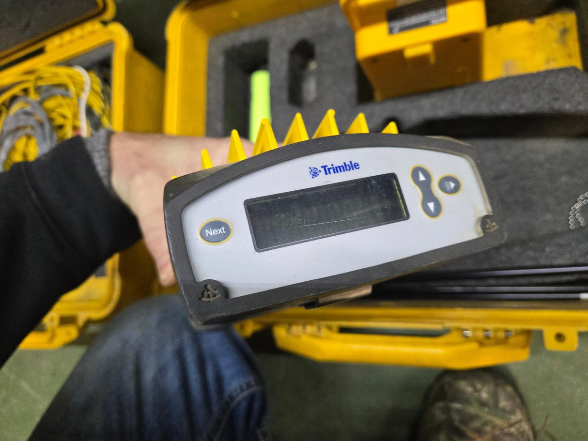 TRIMBLE 5700 TRIMMARK 3 5800 GPS Rover 45145-44 40406-00 41249-00 46000-44