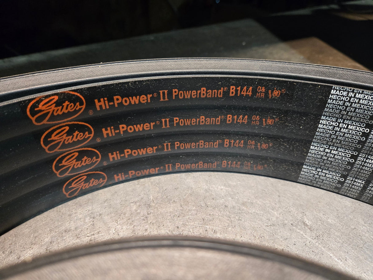 NEW 4/B144 GATES HI-POWER BELT 9093-4144