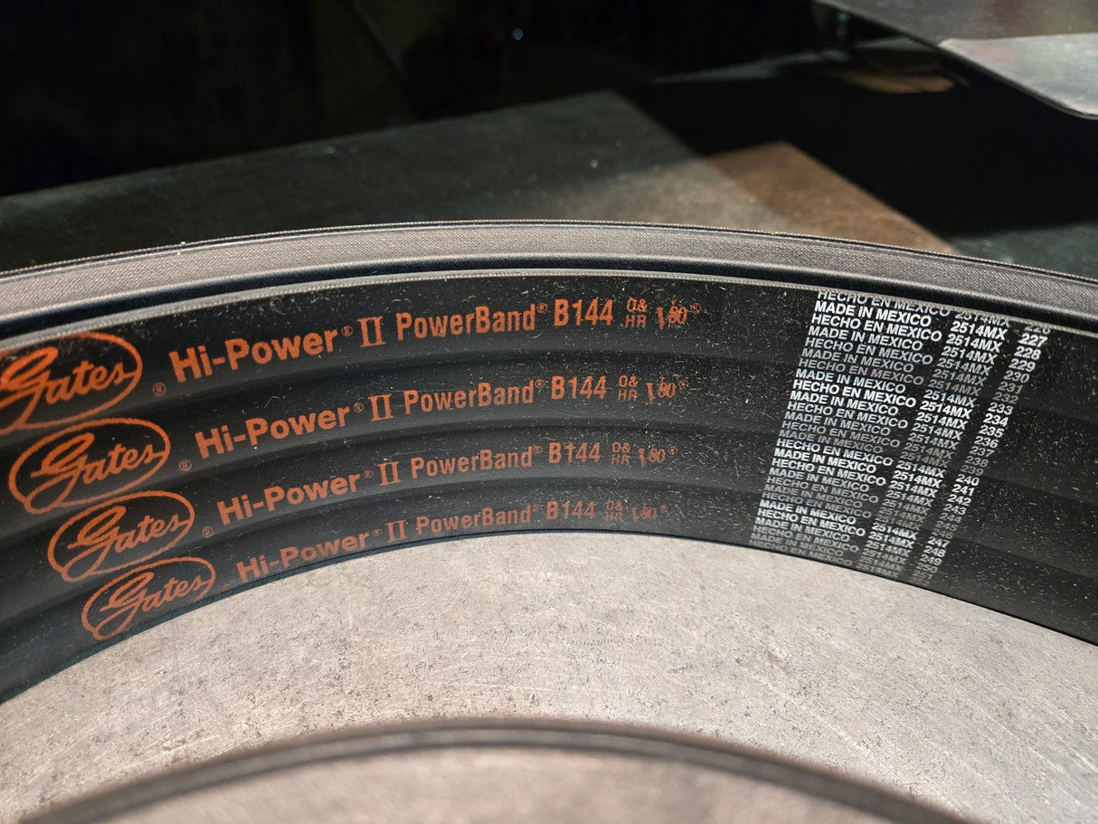 NEW 4/B144 GATES HI-POWER BELT 9093-4144