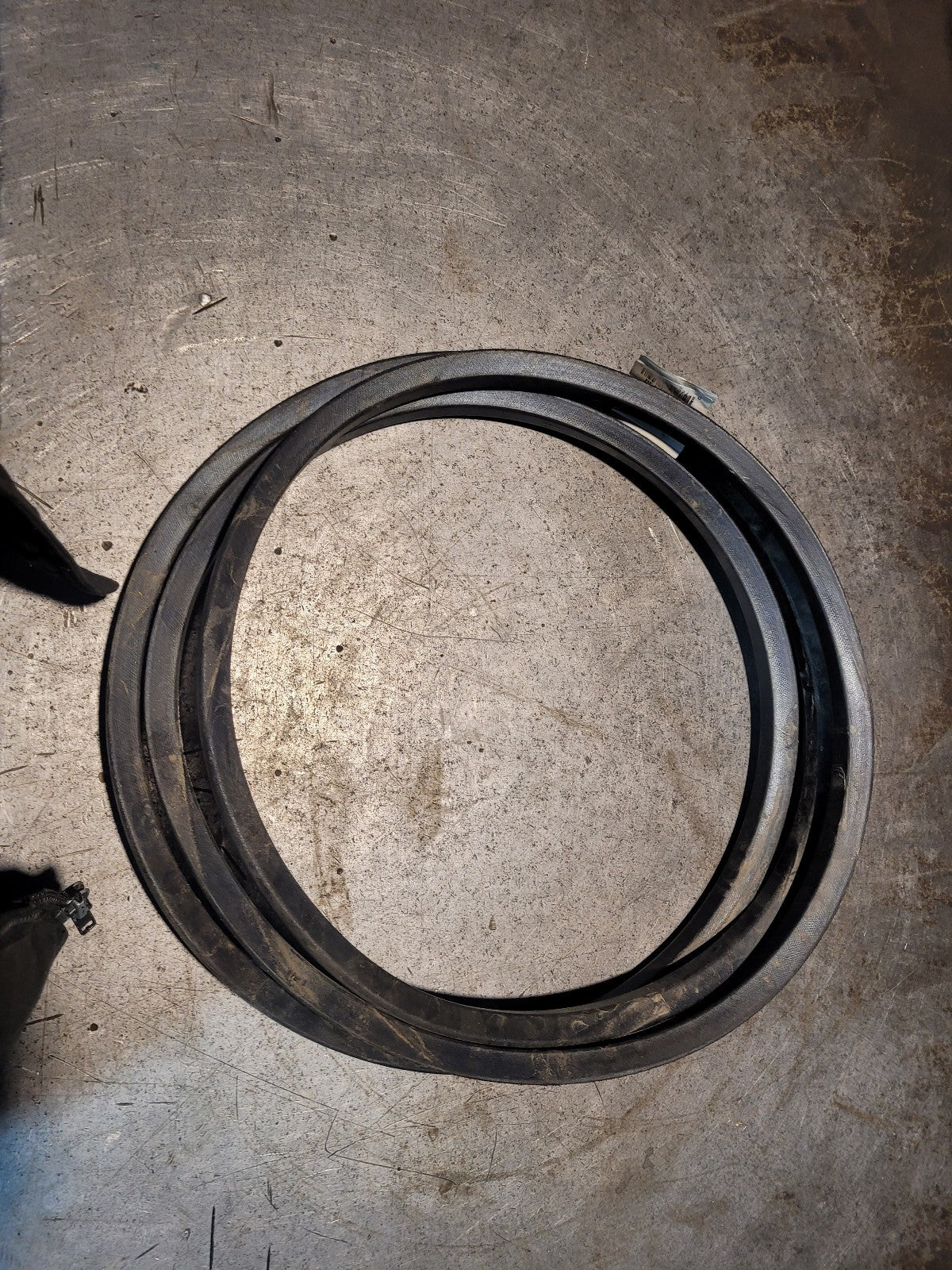 NEW C138 GATES BELT 7/8 in Top Width, 1 Strand, 142 in OD