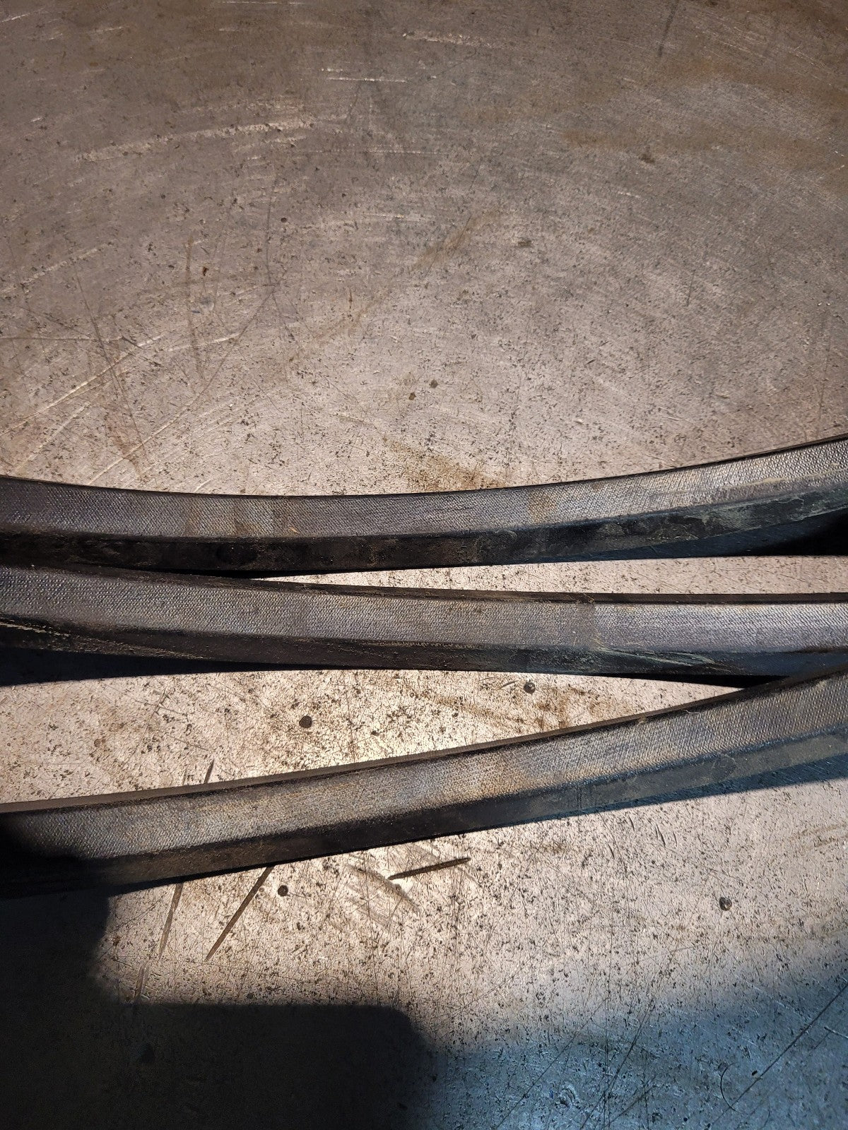NEW C138 GATES BELT 7/8 in Top Width, 1 Strand, 142 in OD