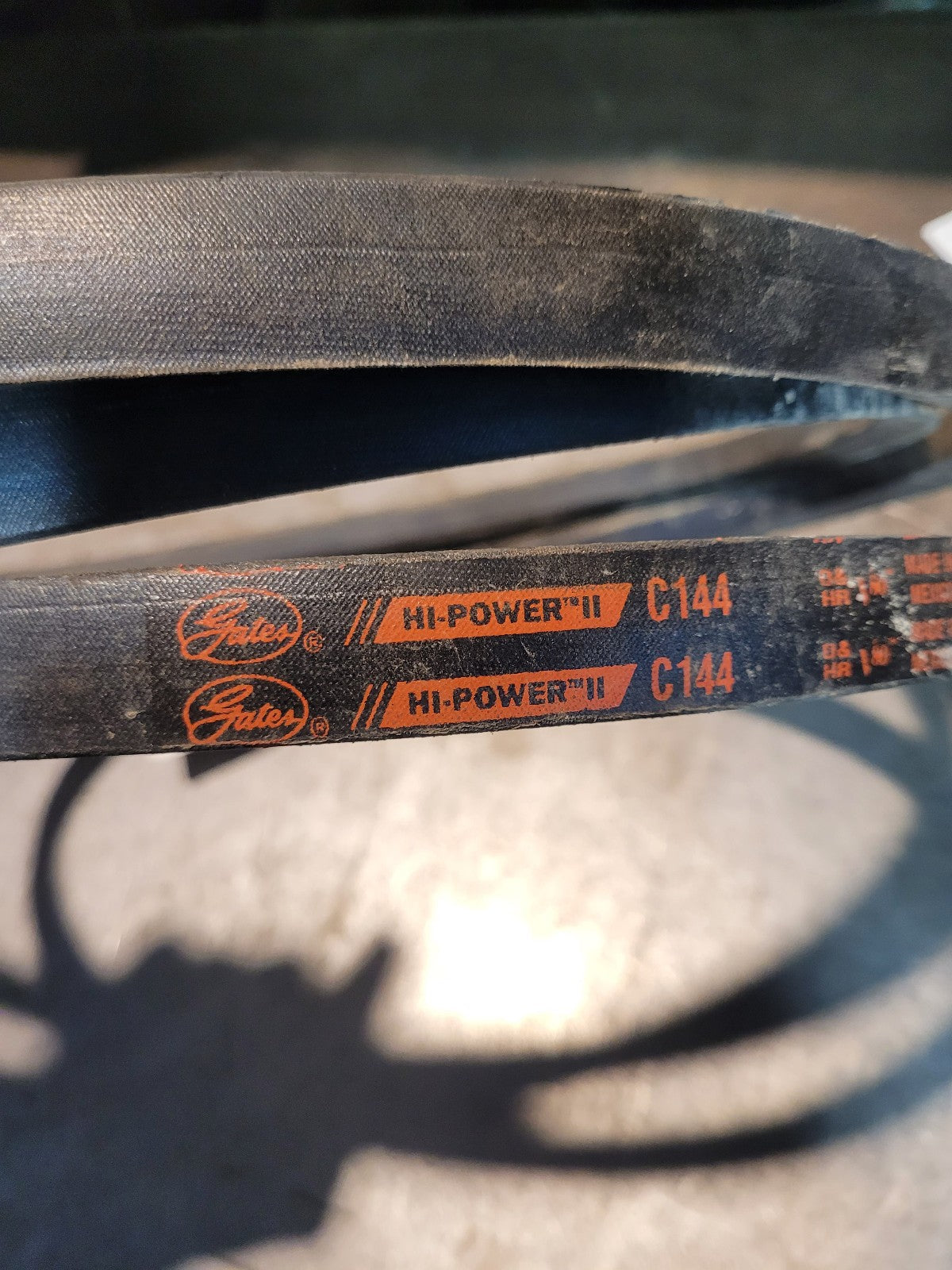NEW C144 9004-2144 GATES BELT 7/8 in Top Width, 1 Strand, 148 in OD