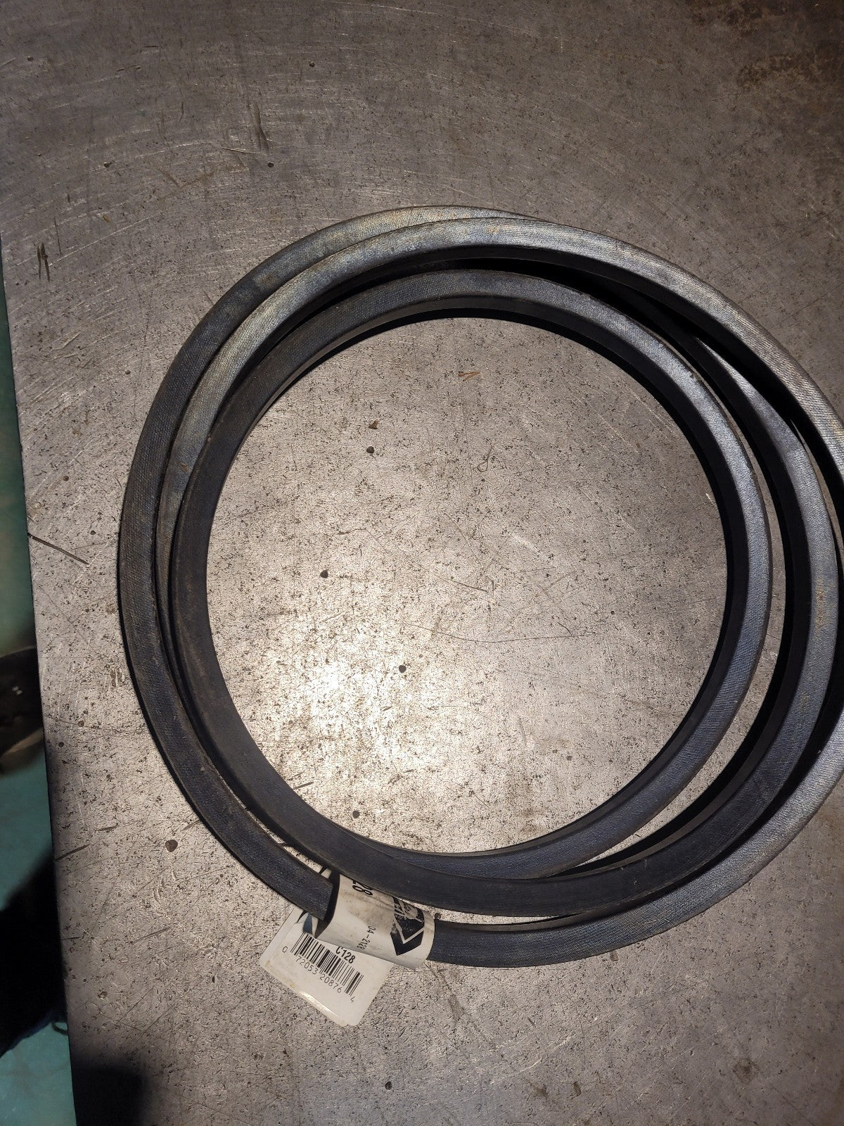 New C128 GATES BELT 7/8 in Top Width, 1 Strand, 132 in OD