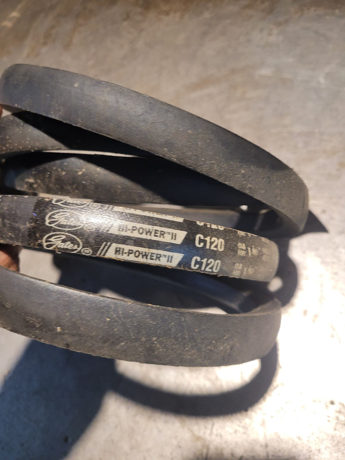 New C120 GATES BELT  7/8 in Top Width, 1 Strand, 124 in OD