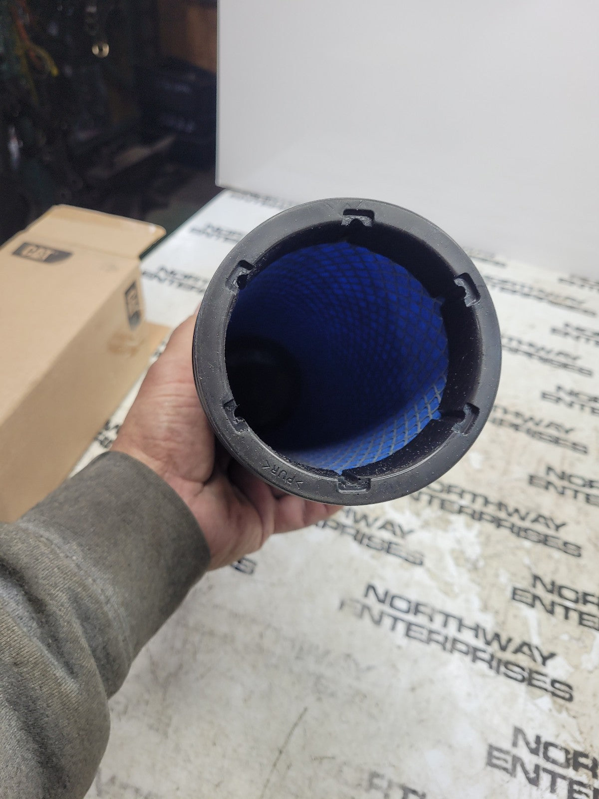 Genuine Cat 206-5235 Caterpillar Air Filter In oem Box 2065235