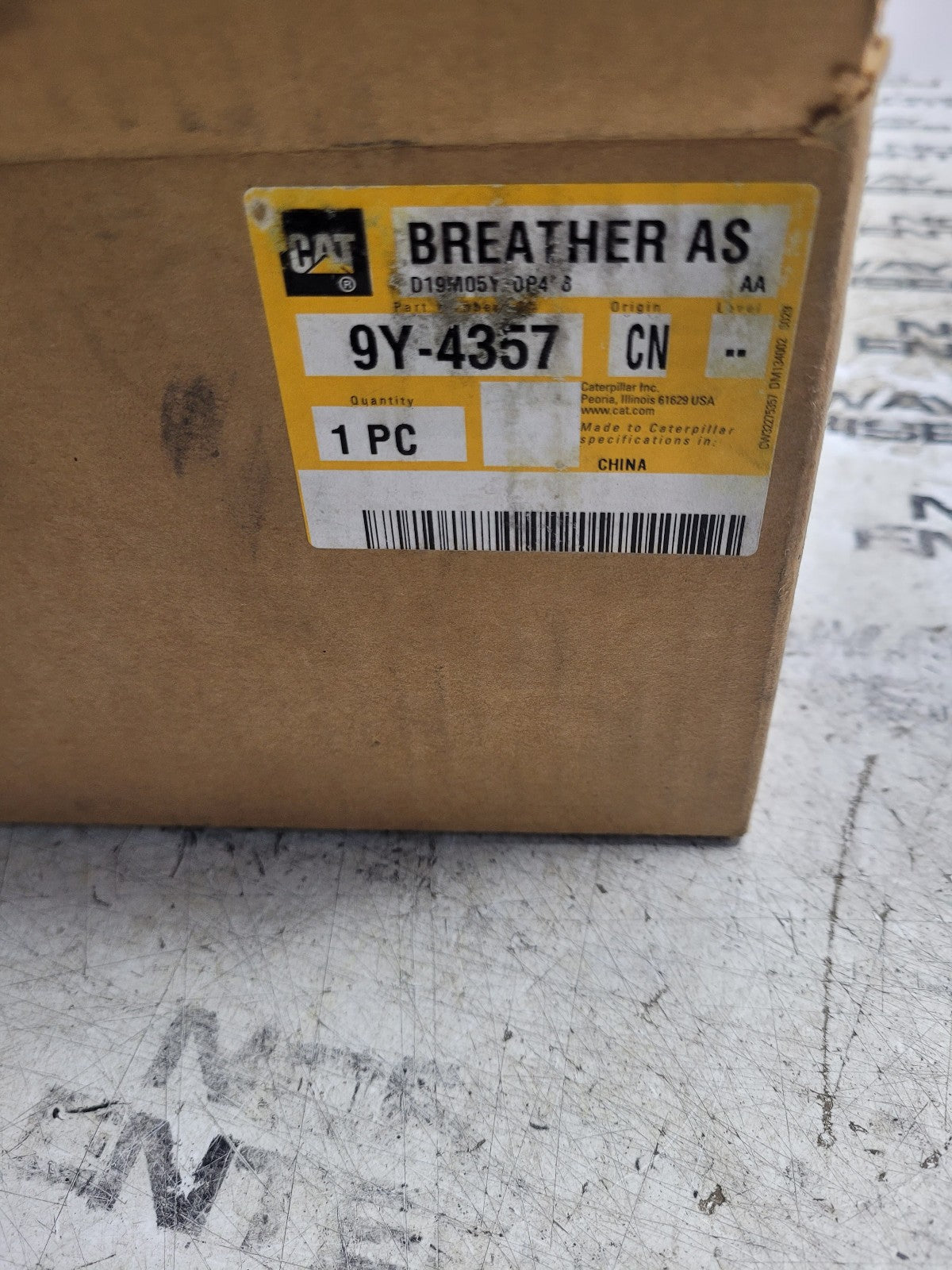 Genuine Cat  9Y-4357 Caterpillar Air Breather In oem Box 9Y4357