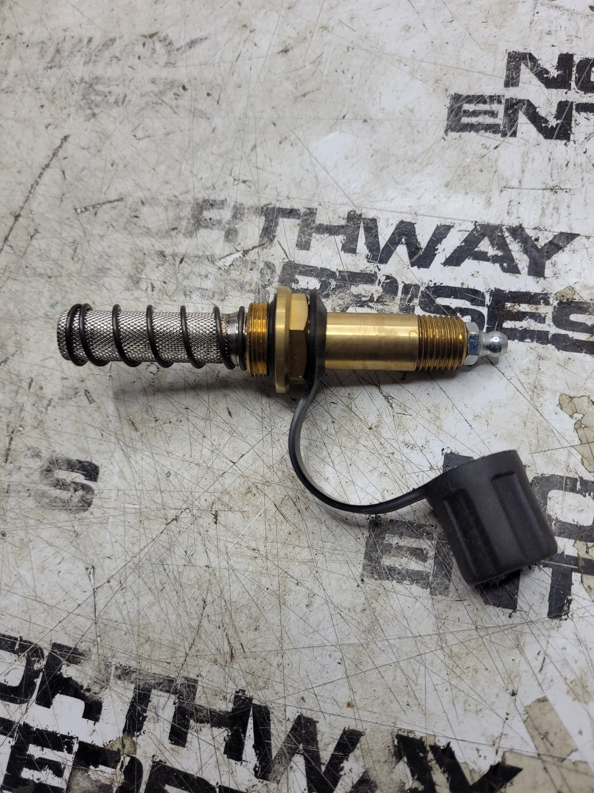 Genuine Cat 372-0497 Caterpillar Fuel Filter In oem Box 3720497