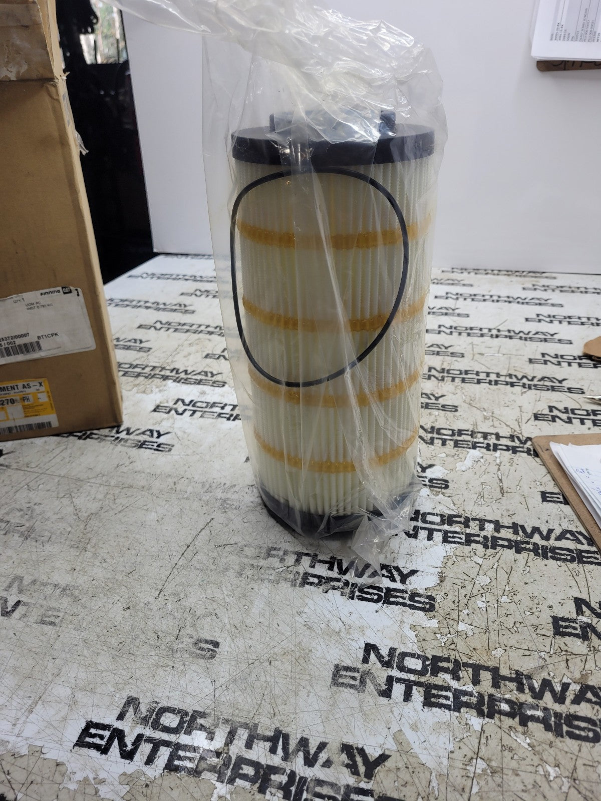 Genuine Cat 337-5270 Caterpillar Receiver In oem Box 3375270